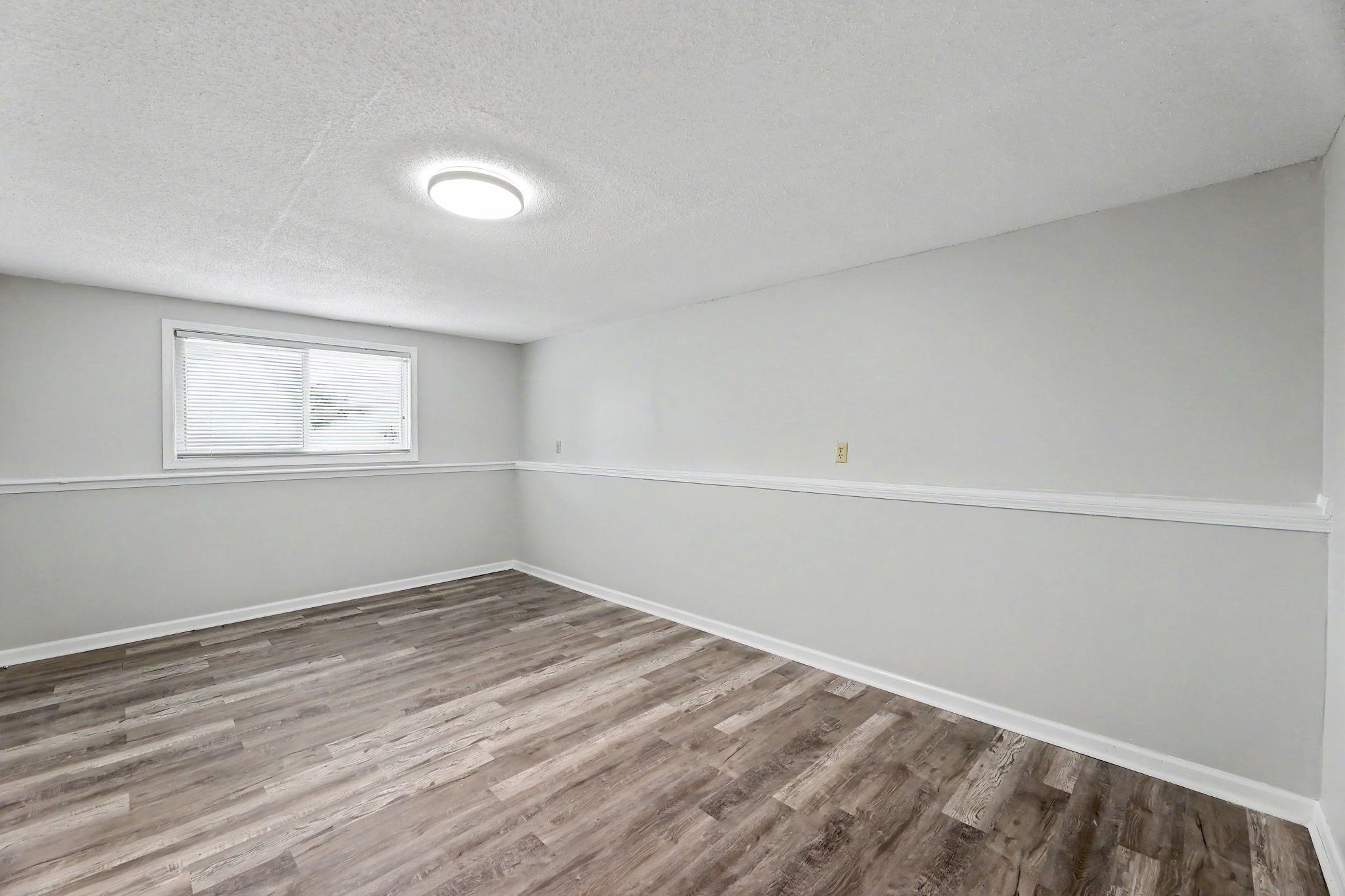 4051 Clarendon Bel Aire KS 67220