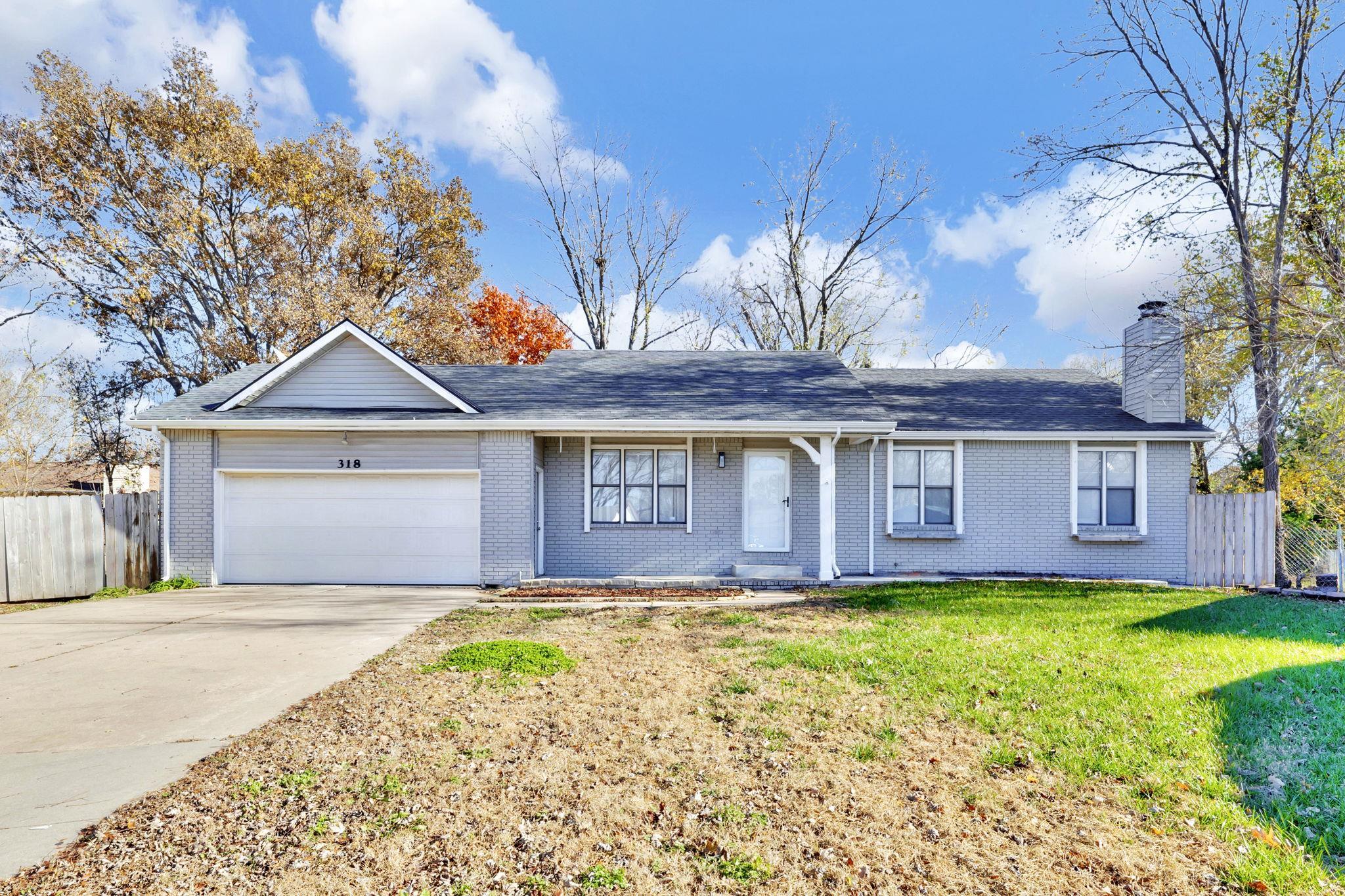 318 S Countryside Andover KS 67002