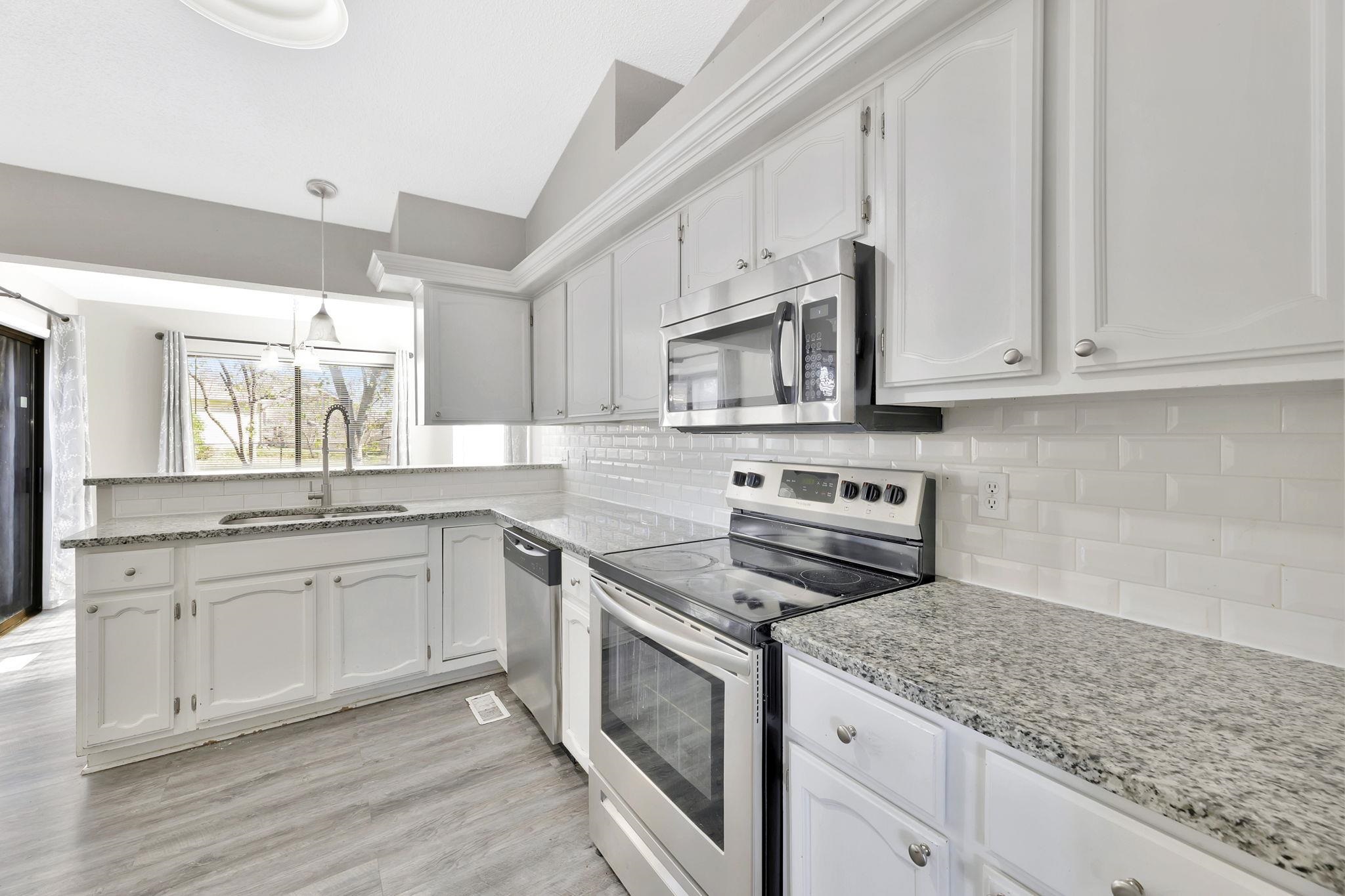 318 S Countryside Andover KS 67002