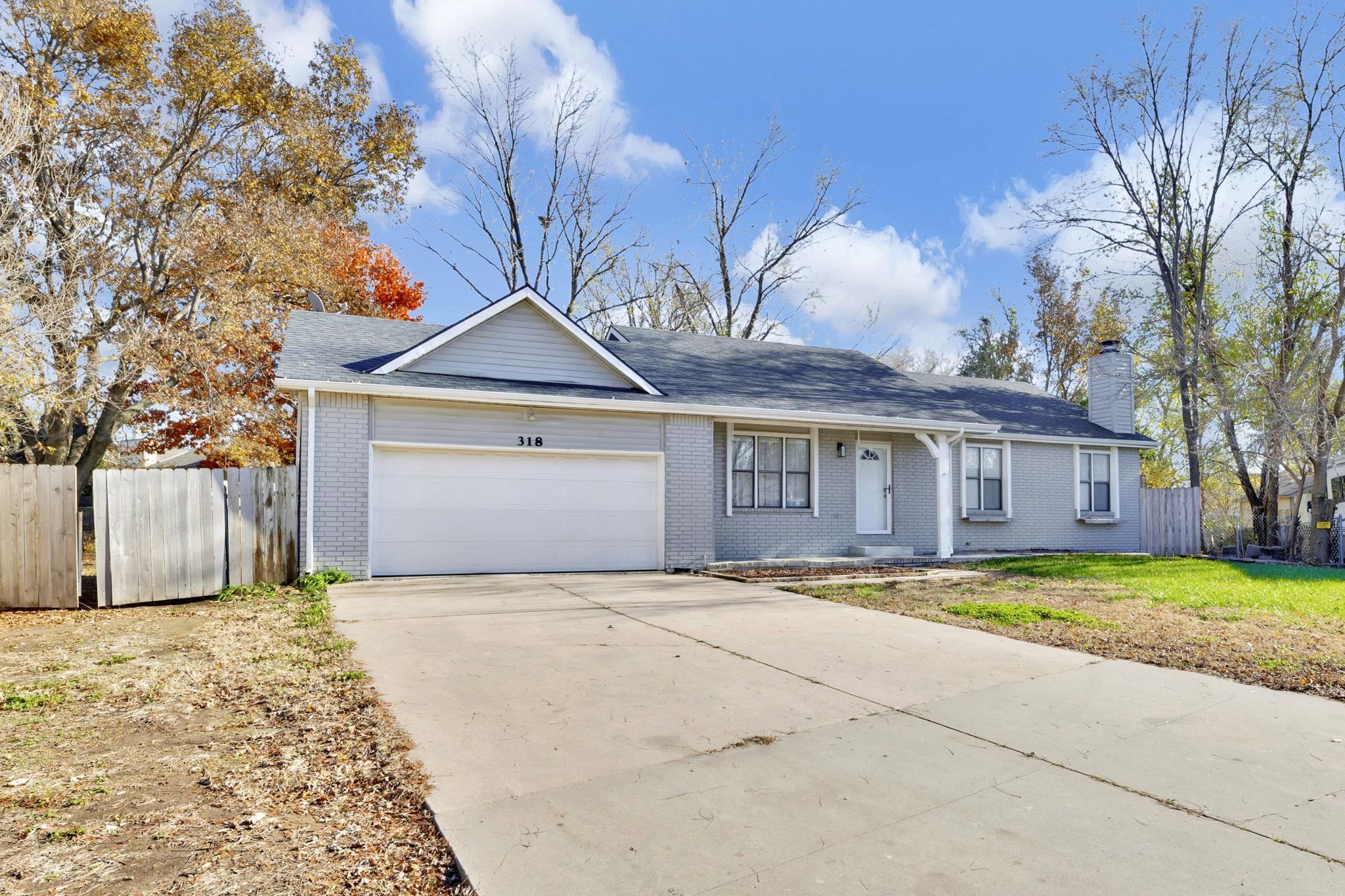 318 S Countryside Andover KS 67002