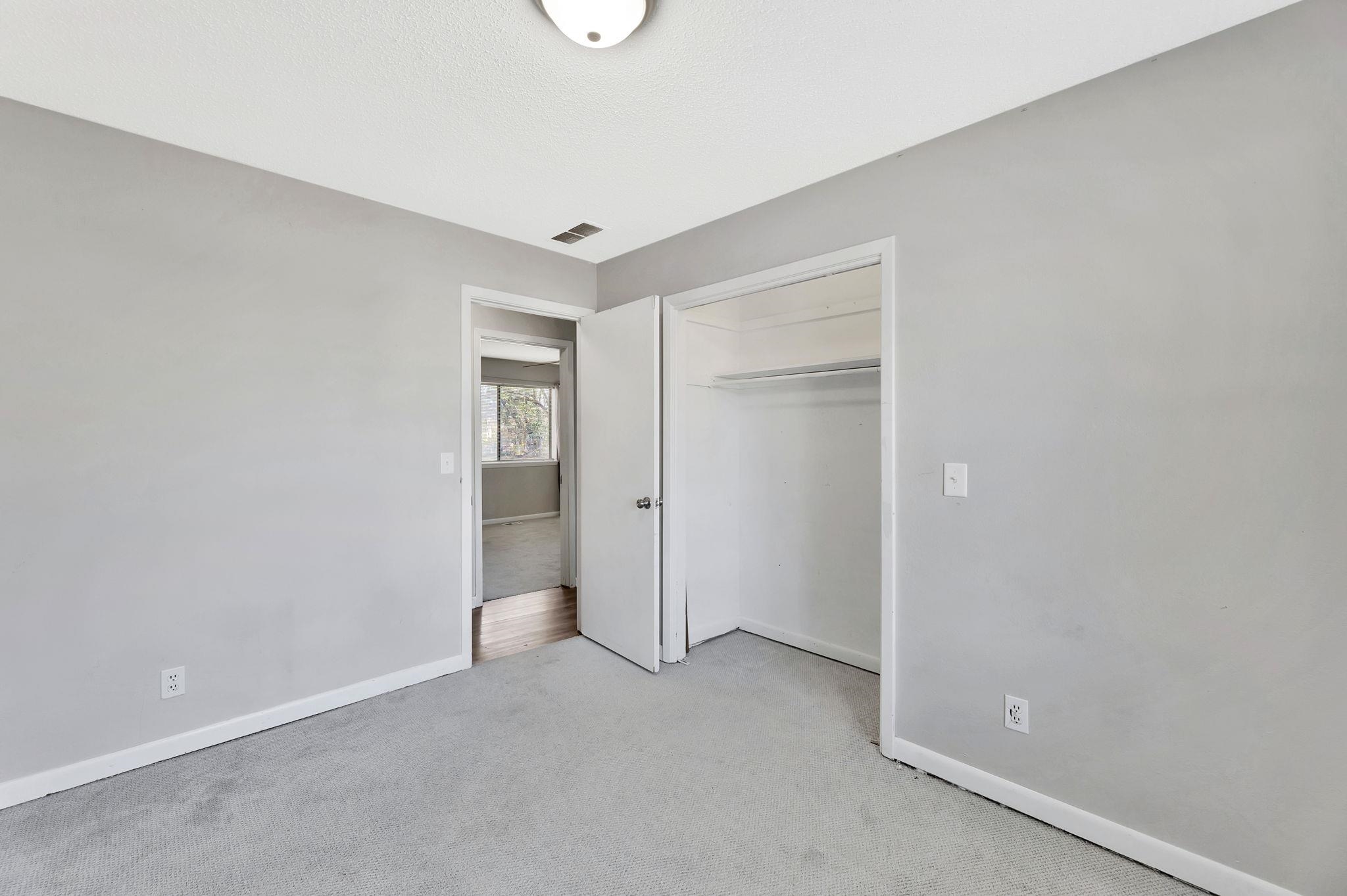 318 S Countryside Andover KS 67002