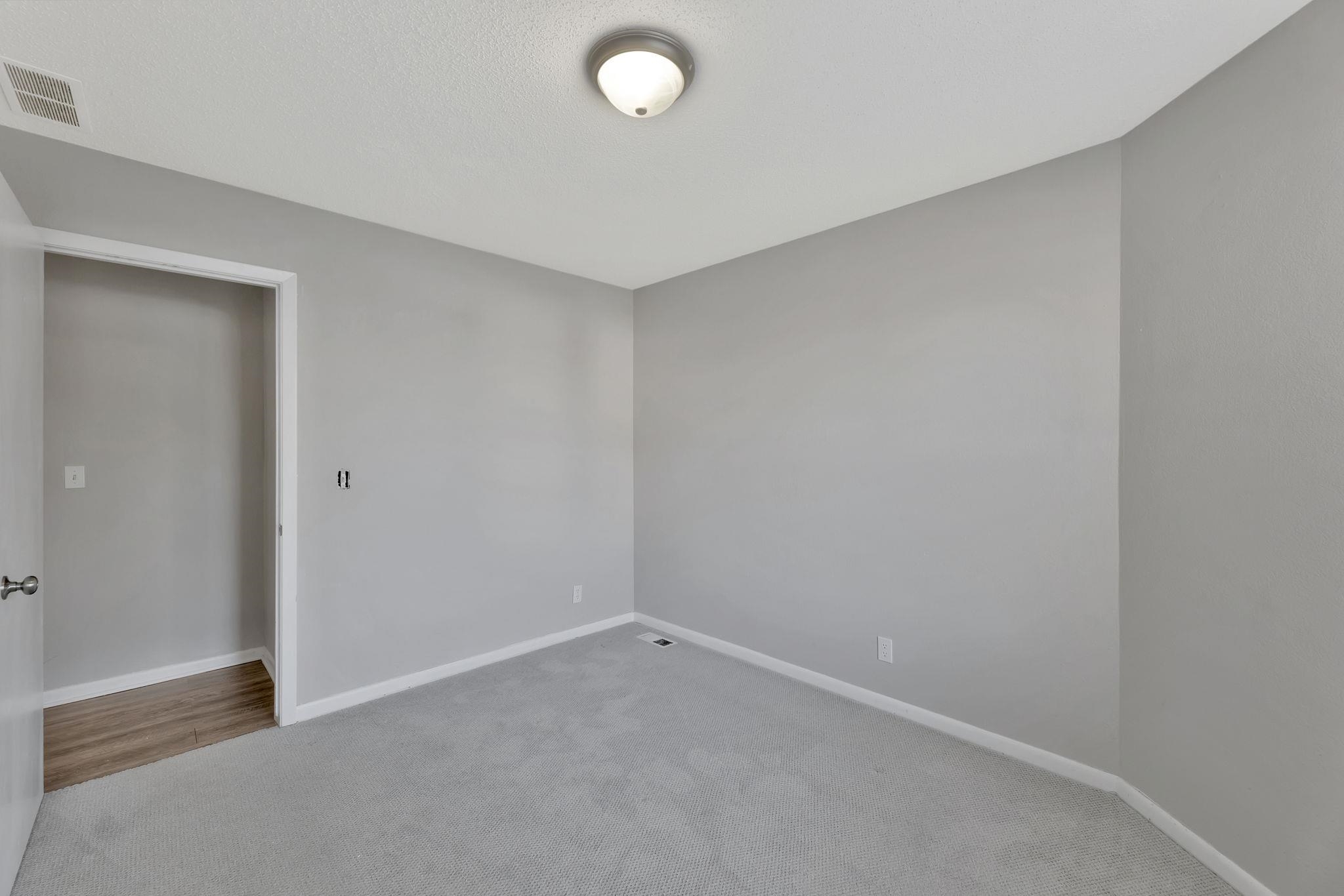 318 S Countryside Andover KS 67002