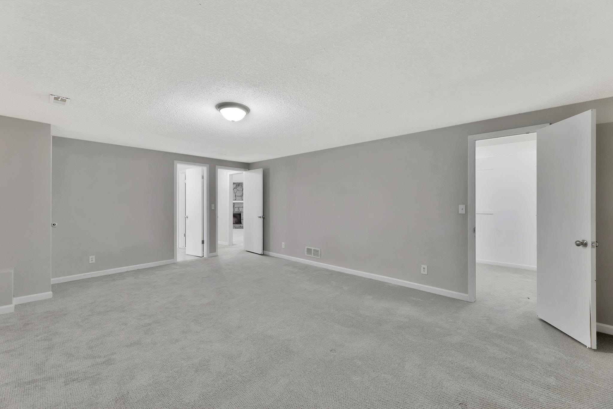 318 S Countryside Andover KS 67002