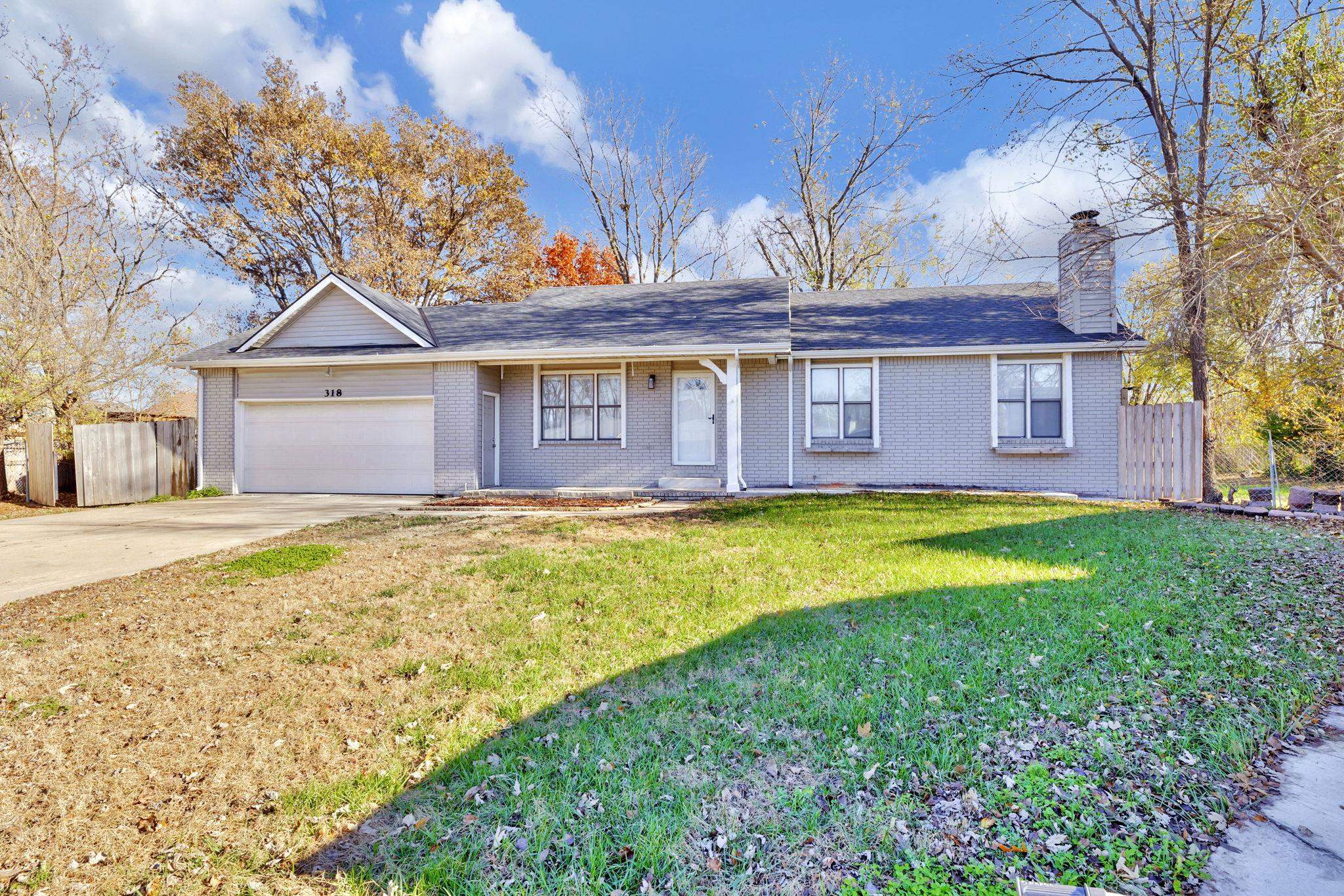 318 S Countryside Andover KS 67002