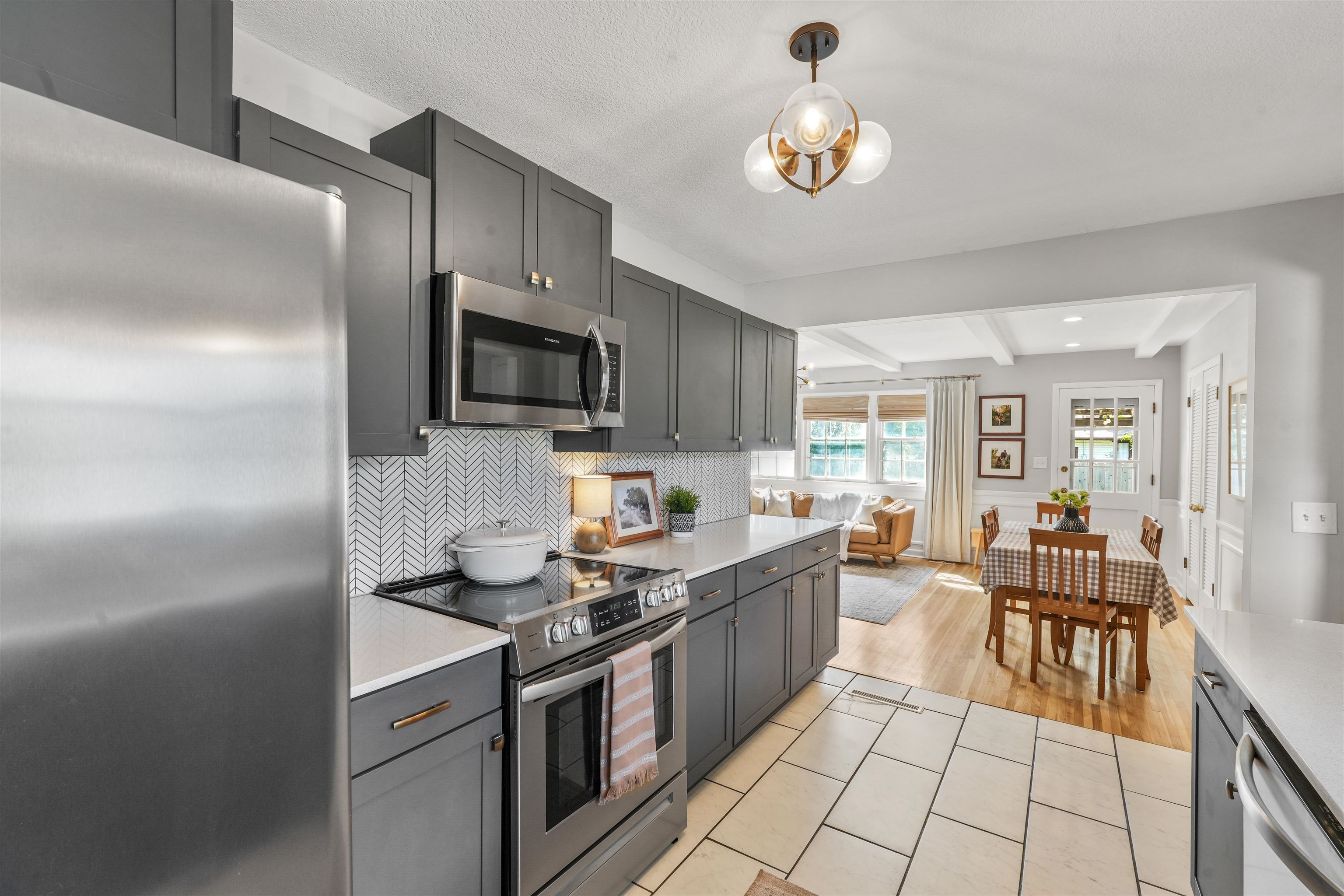 6411 E Oneida Wichita KS 67206