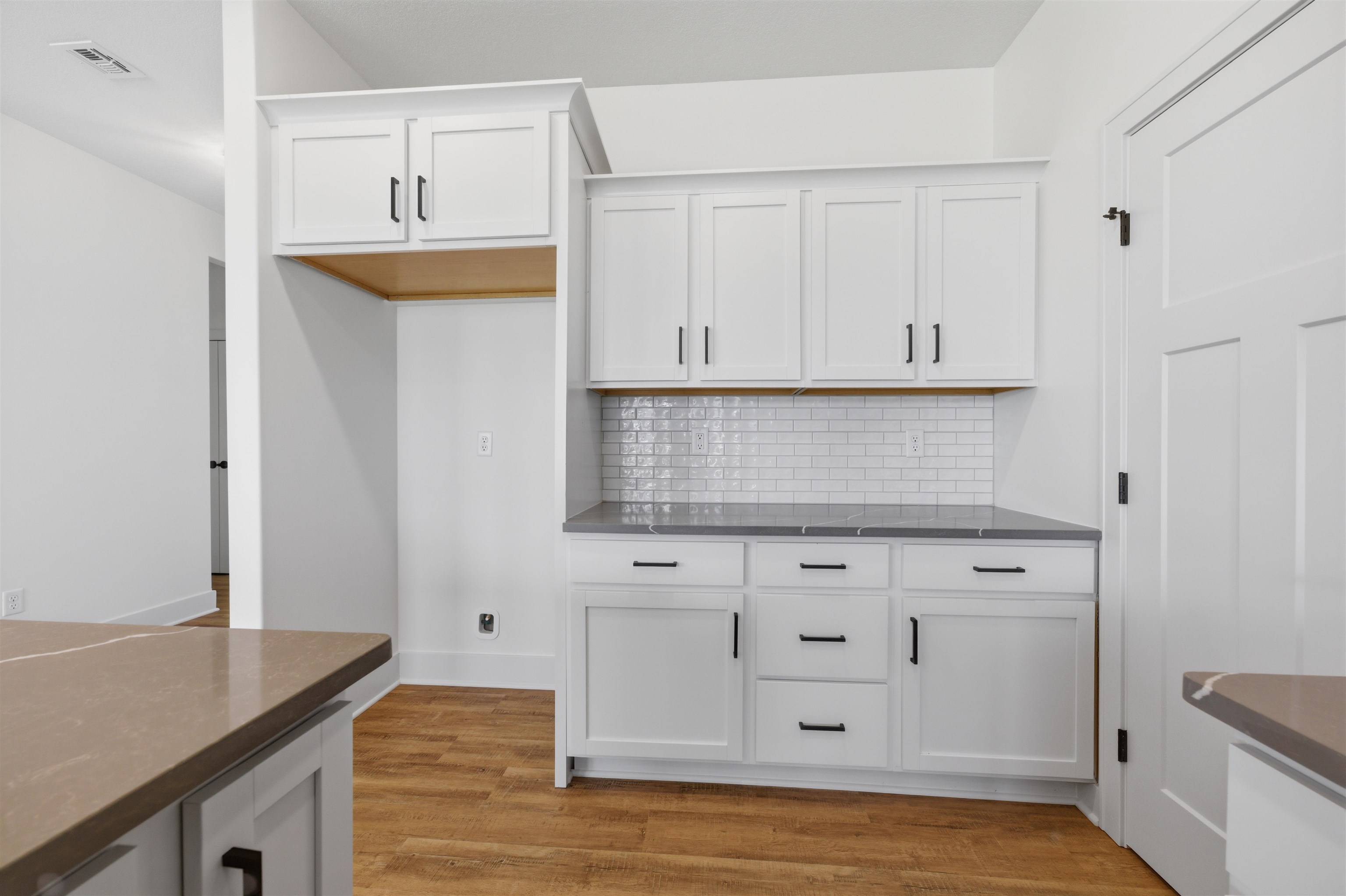 614 E Elmwood Street Park City KS 67147-1124