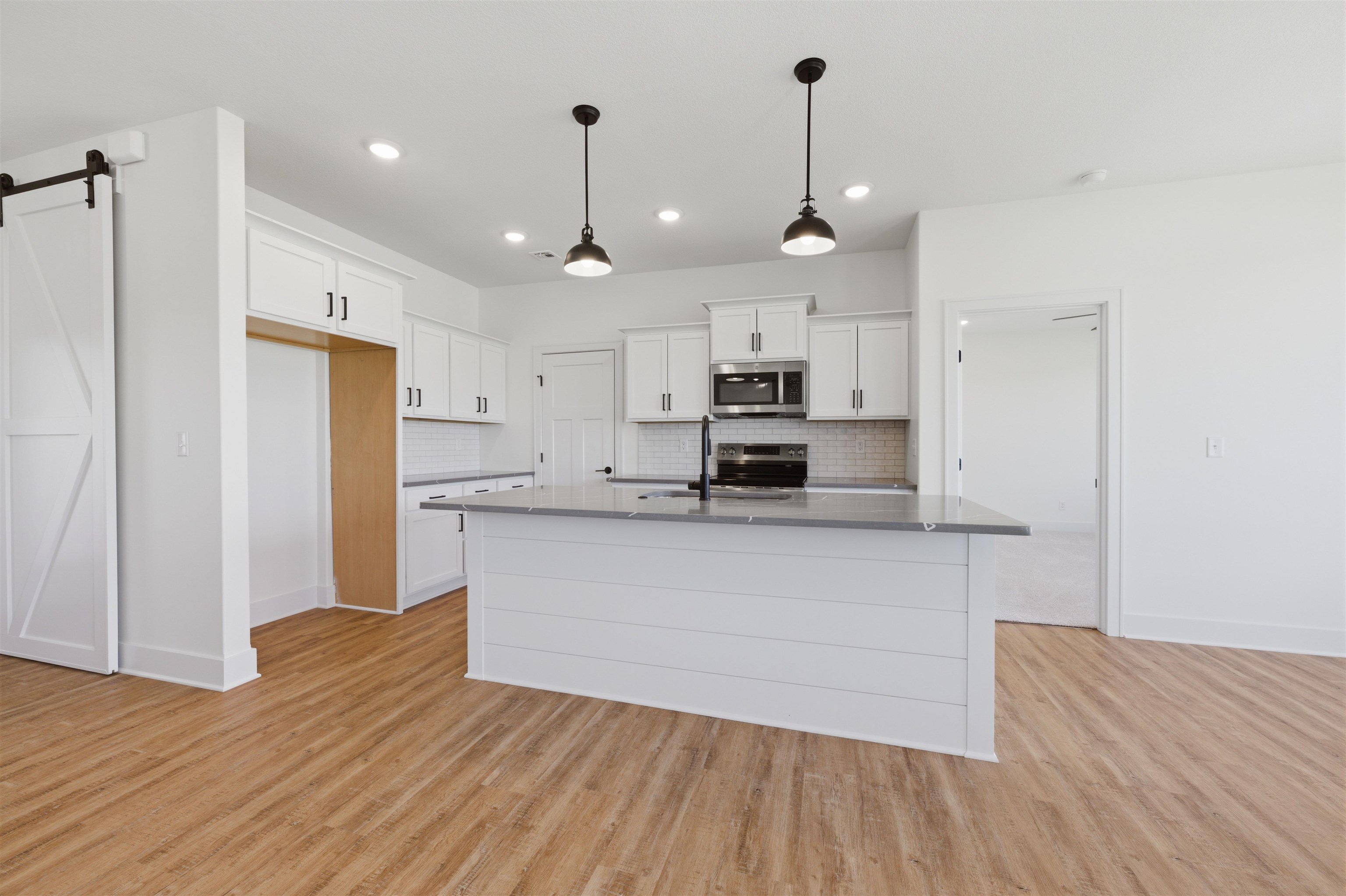614 E Elmwood Street Park City KS 67147-1124