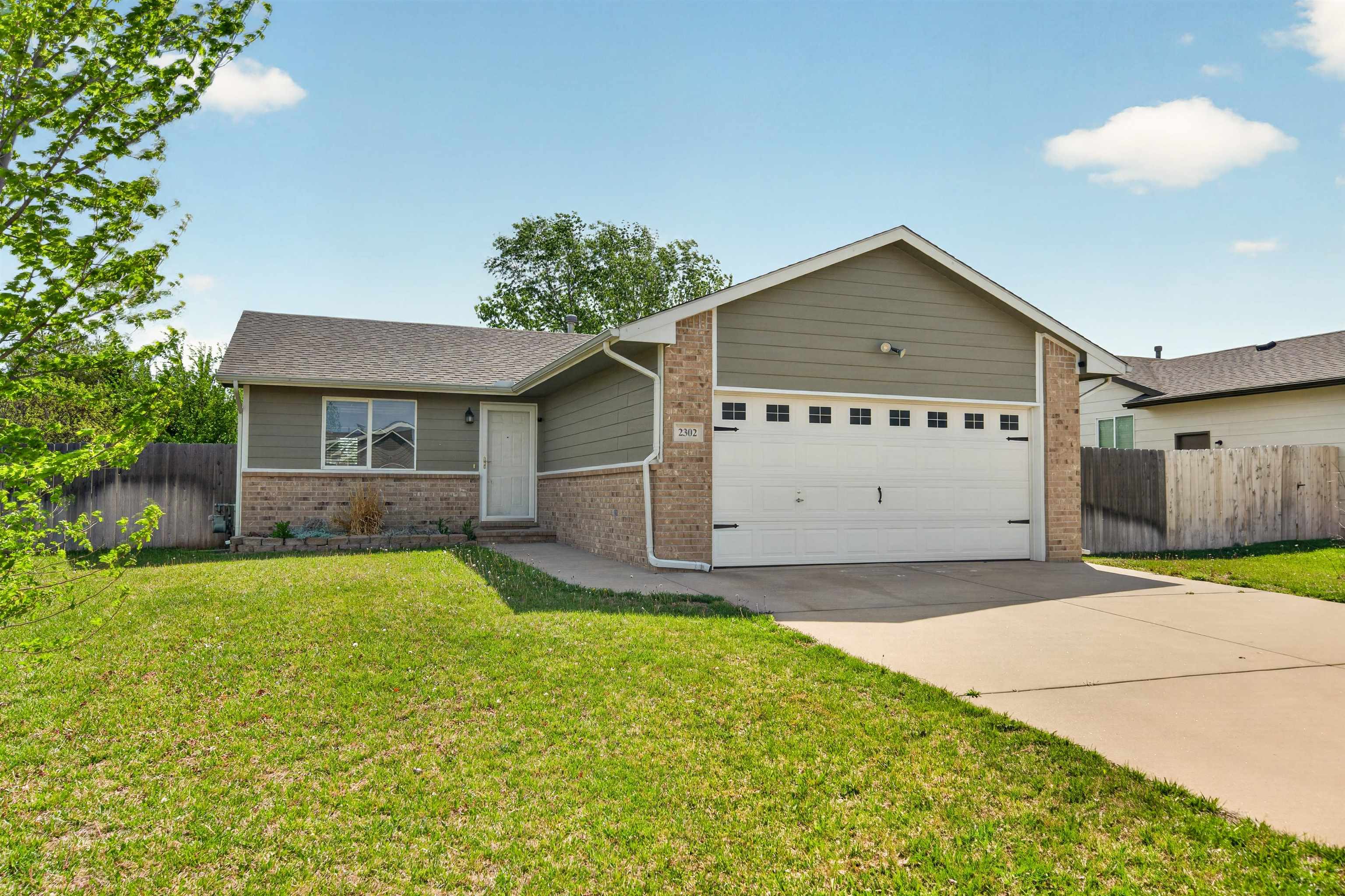 2302 S Rogers Lane Wichita KS 67235