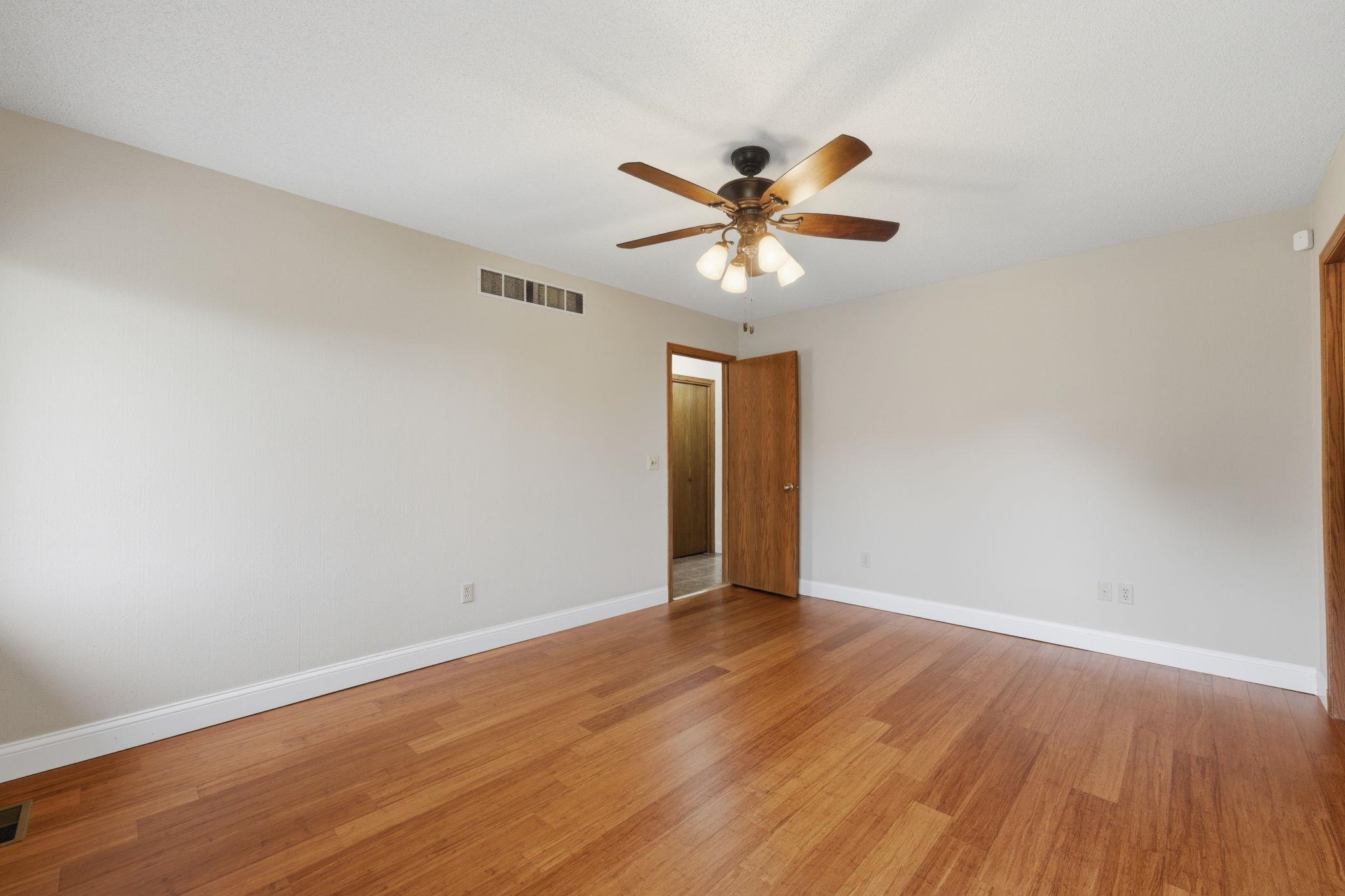7814 W Westlawn Wichita KS 67212