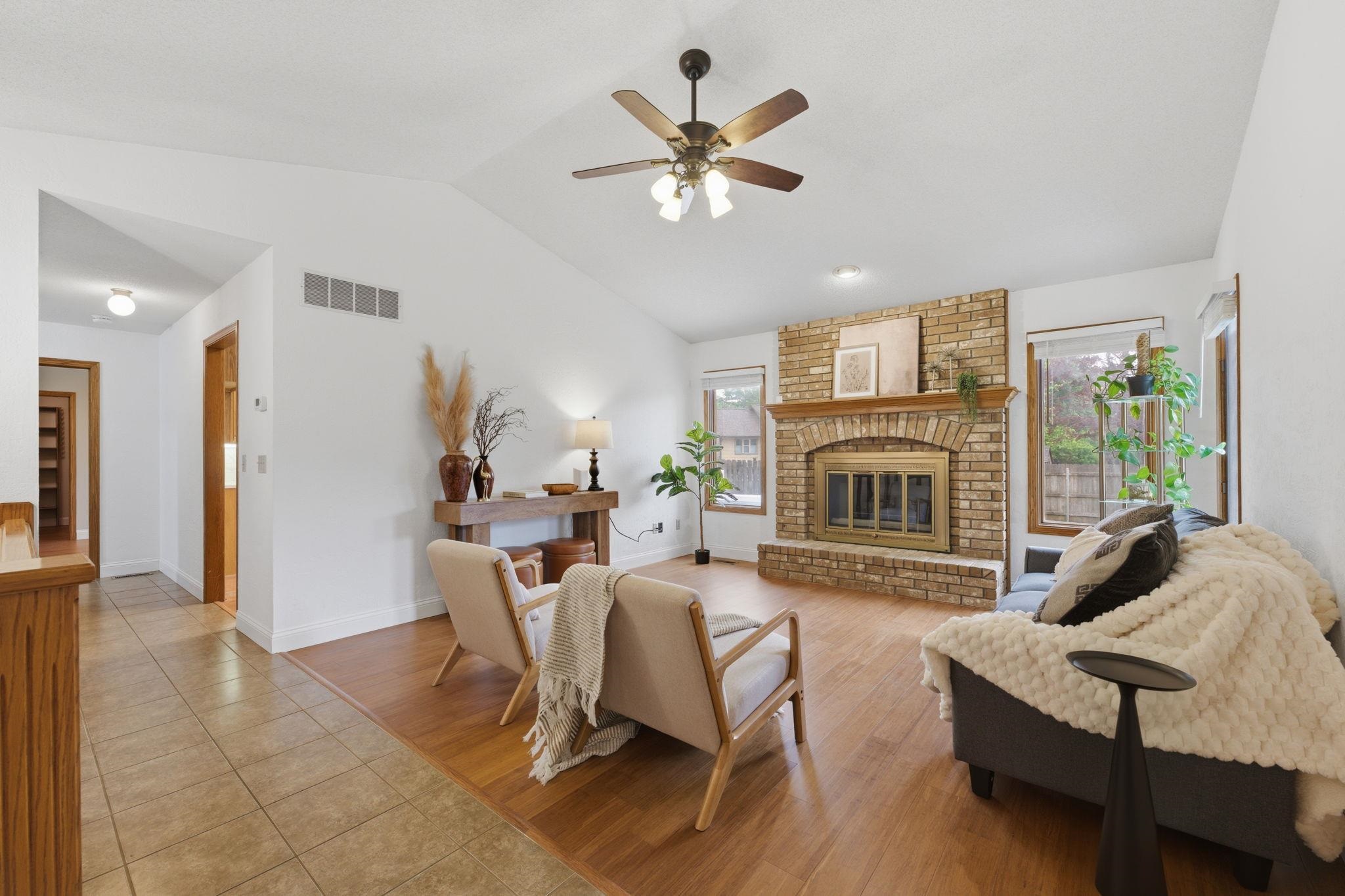 7814 W Westlawn Wichita KS 67212