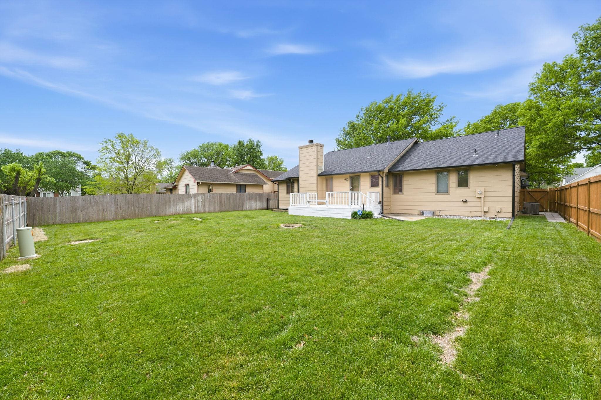 7814 W Westlawn Wichita KS 67212