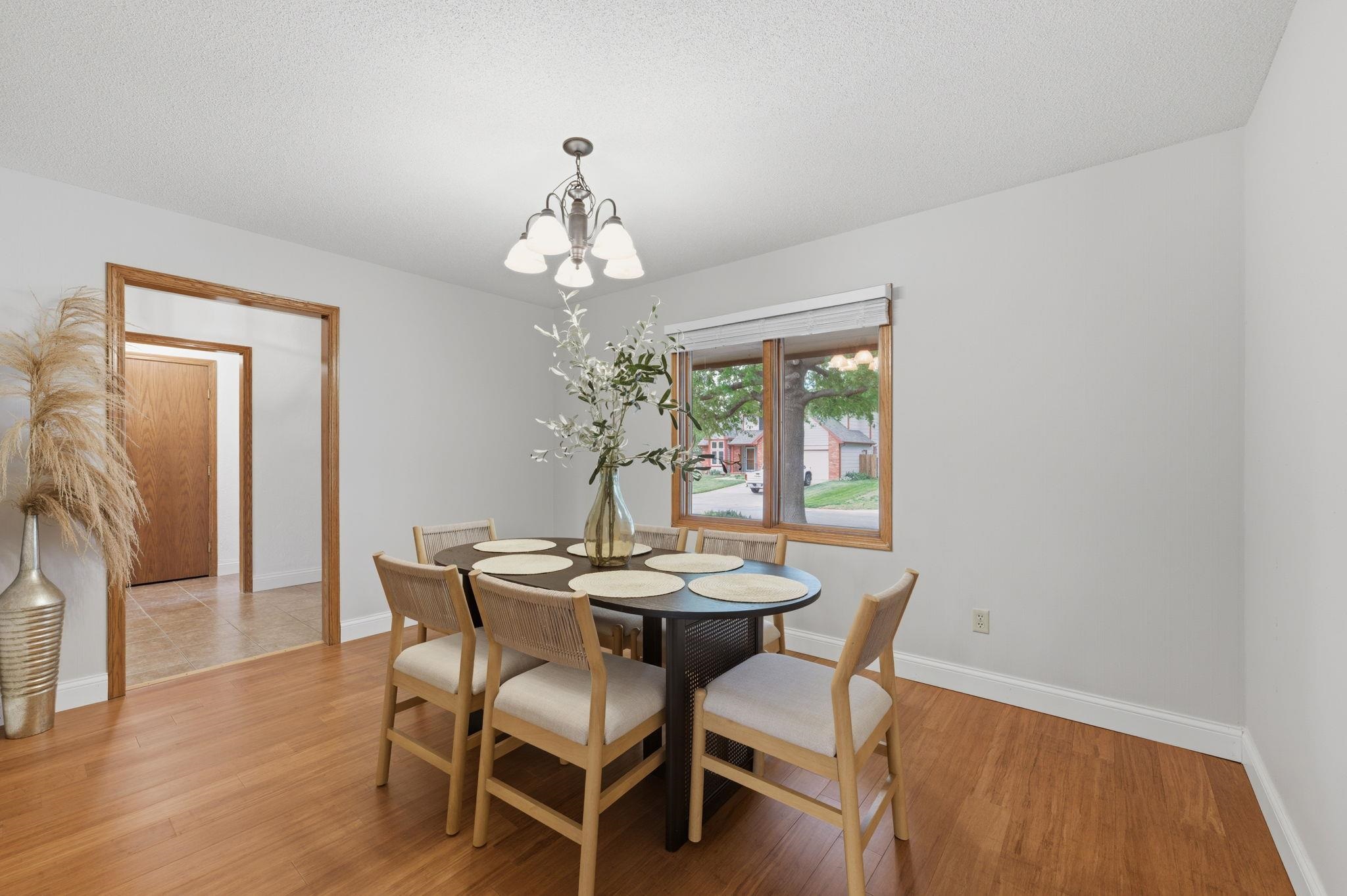 7814 W Westlawn Wichita KS 67212