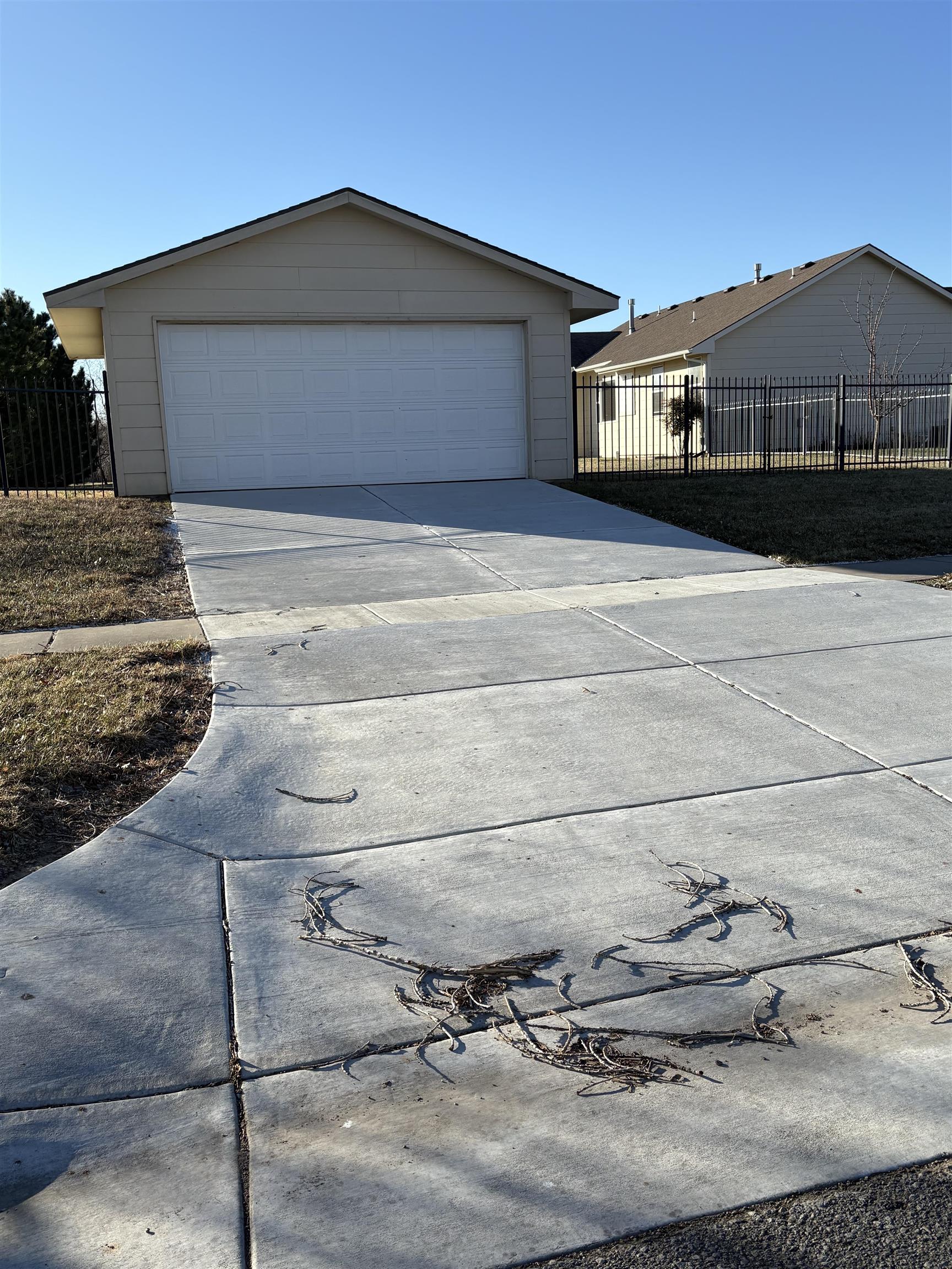 1625 E Woodbrook Lane Derby KS 67037