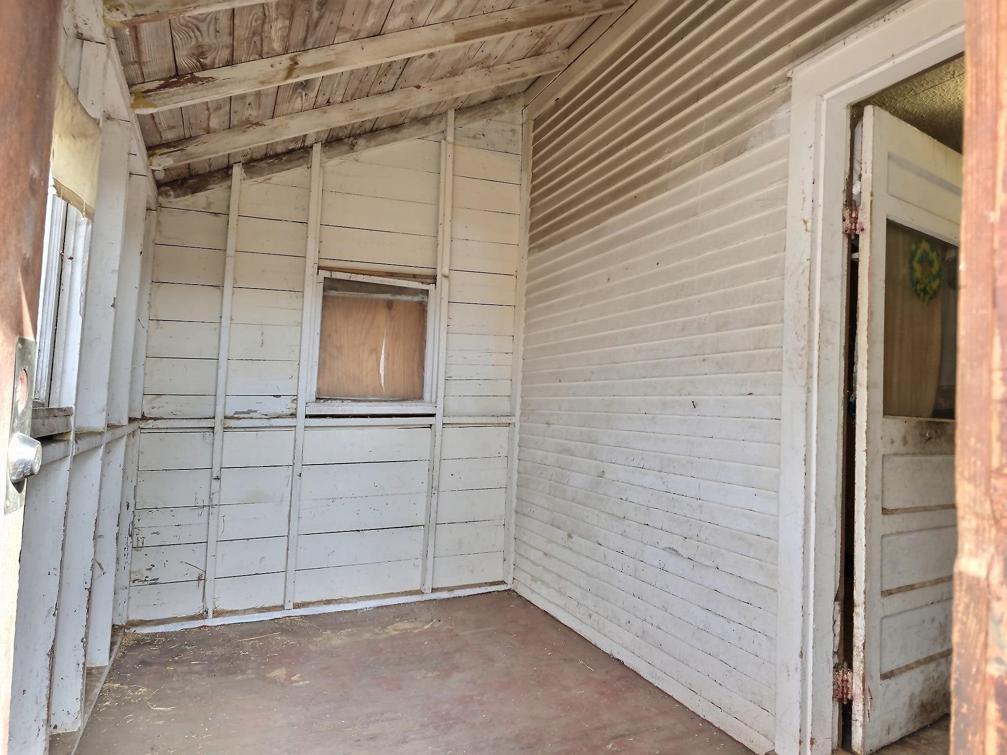 1721 N Grove Avenue Wichita KS 67214