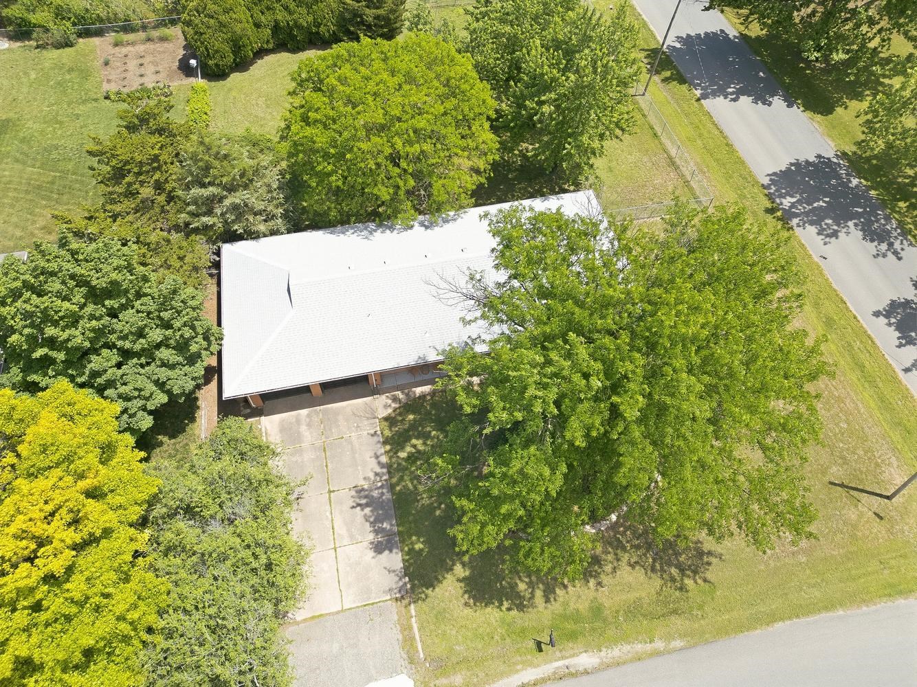230 S Westview Andover KS 67002
