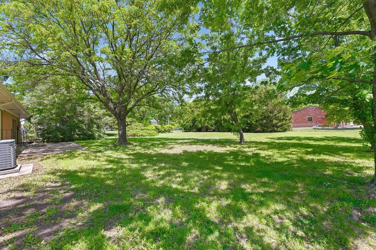 230 S Westview Andover KS 67002