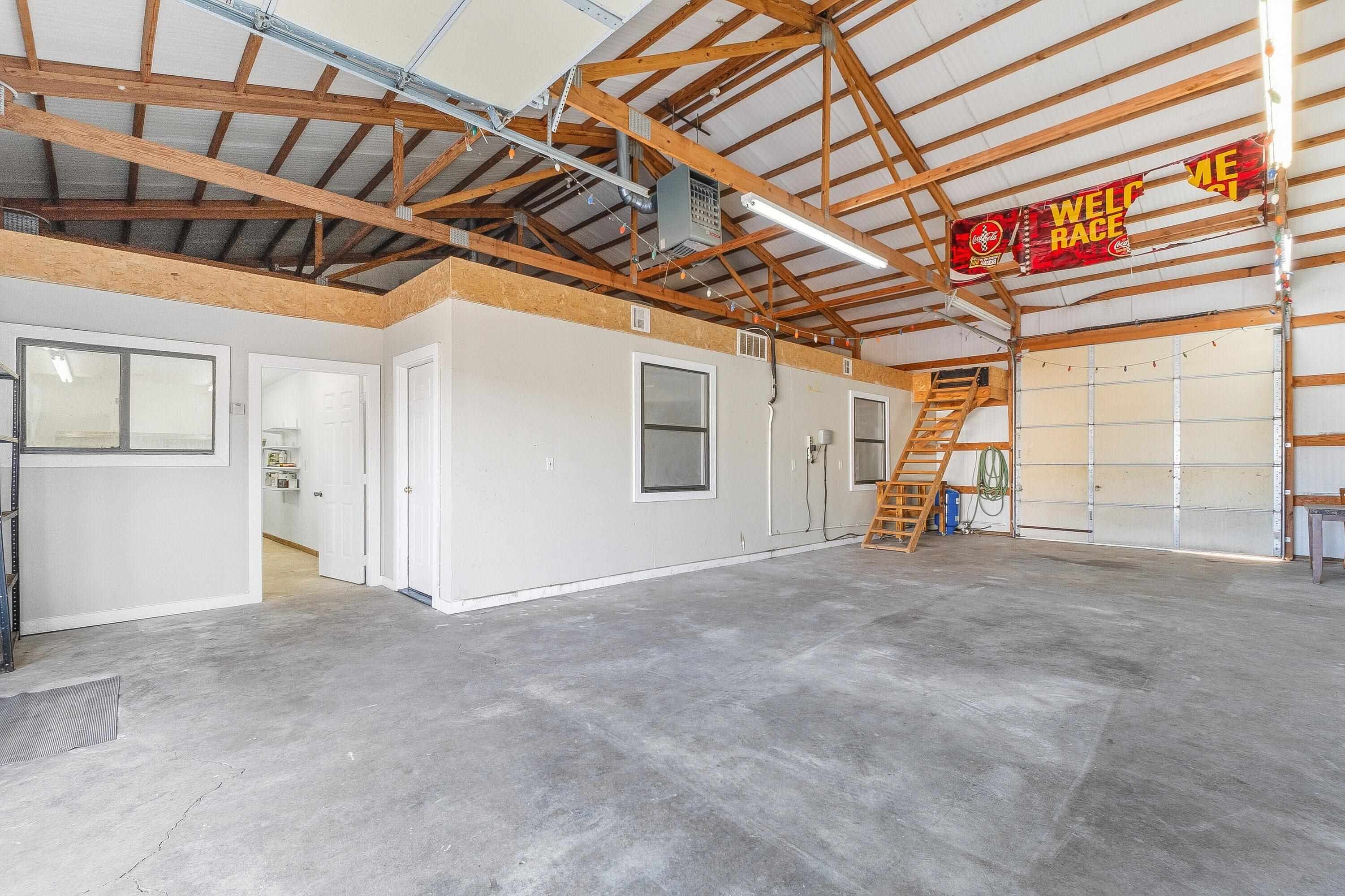 7200 E 55th Court S Derby KS 67037