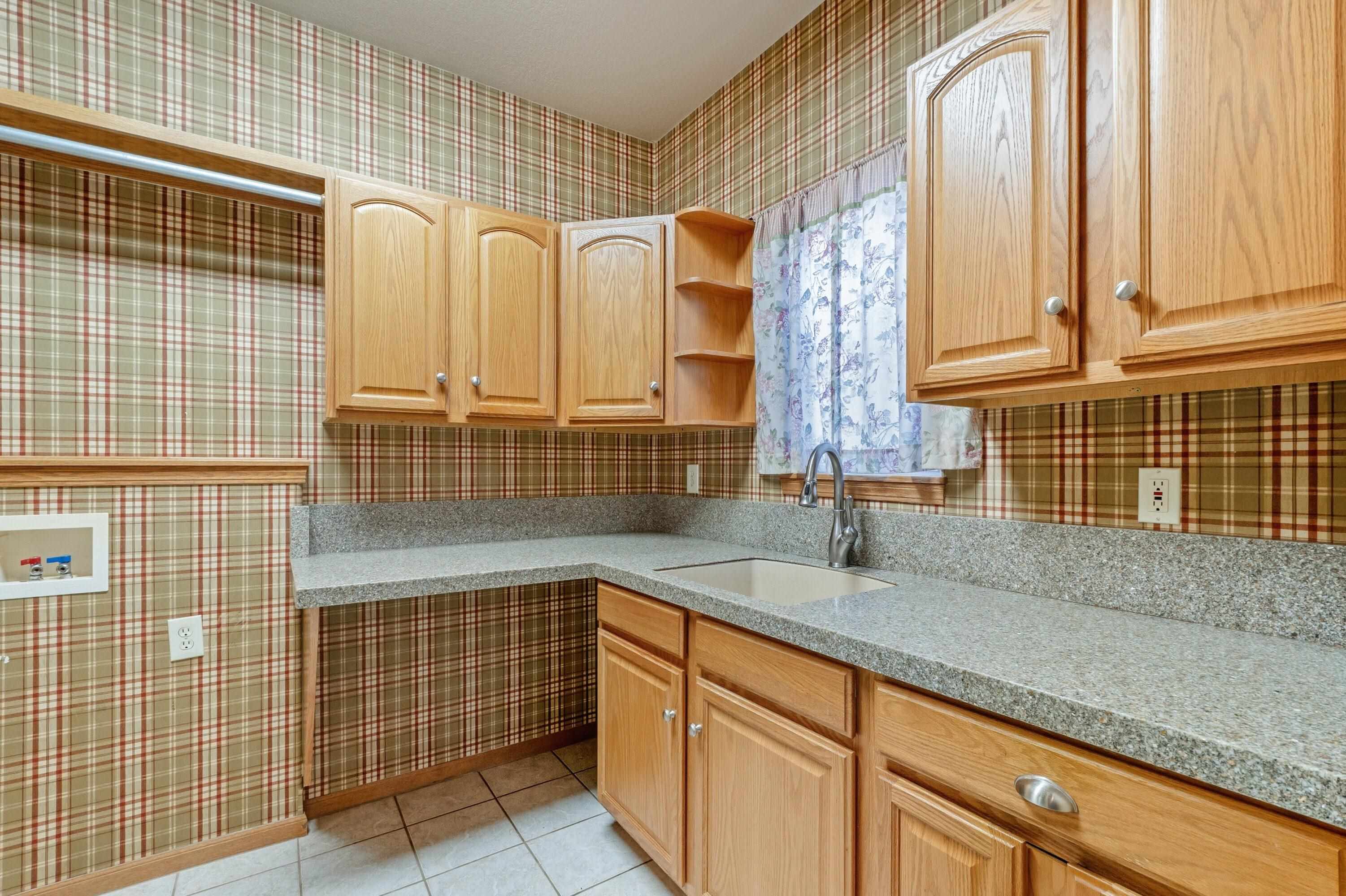 7200 E 55th Court S Derby KS 67037