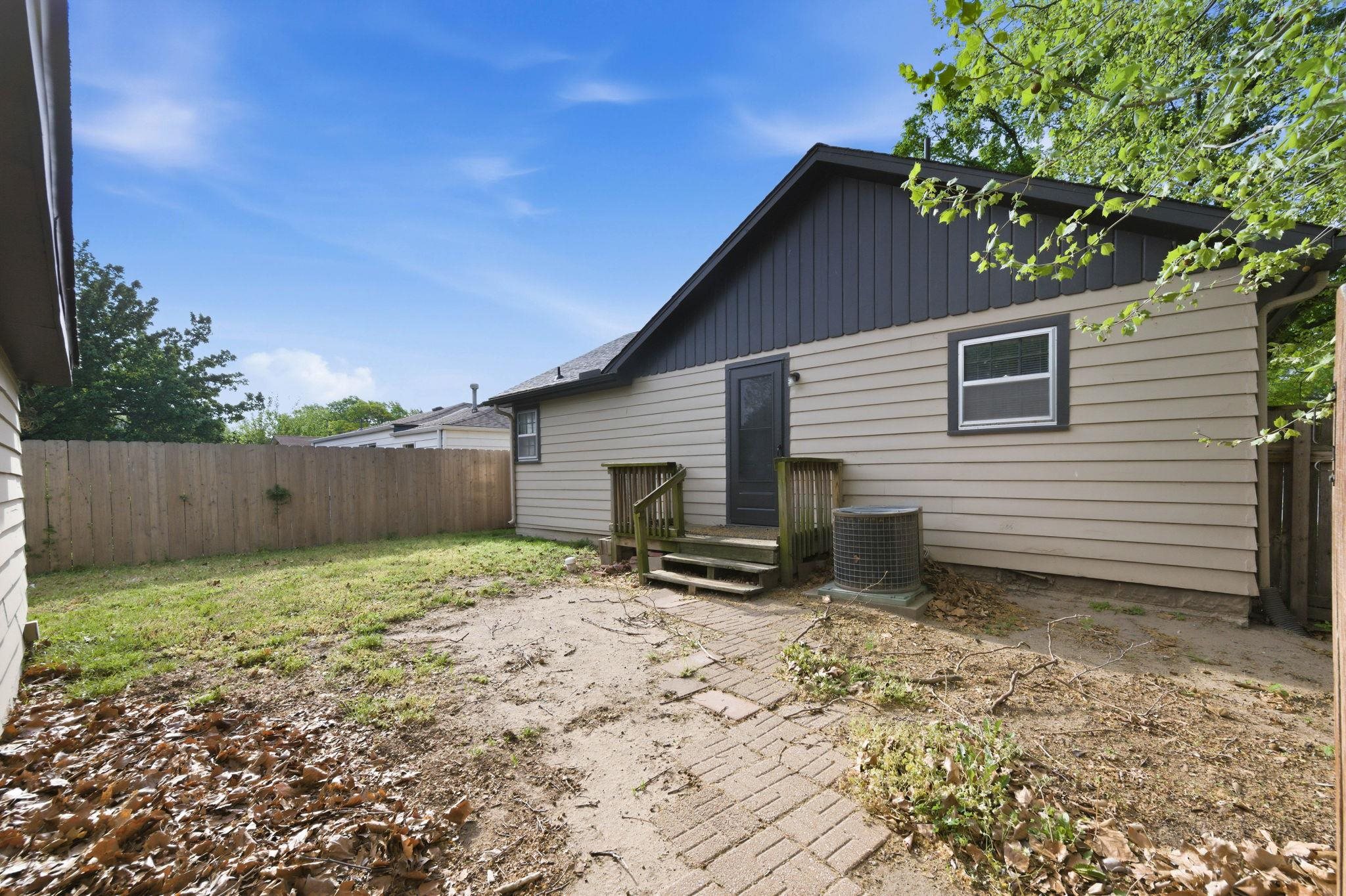 1124 W 20th Wichita KS 67203