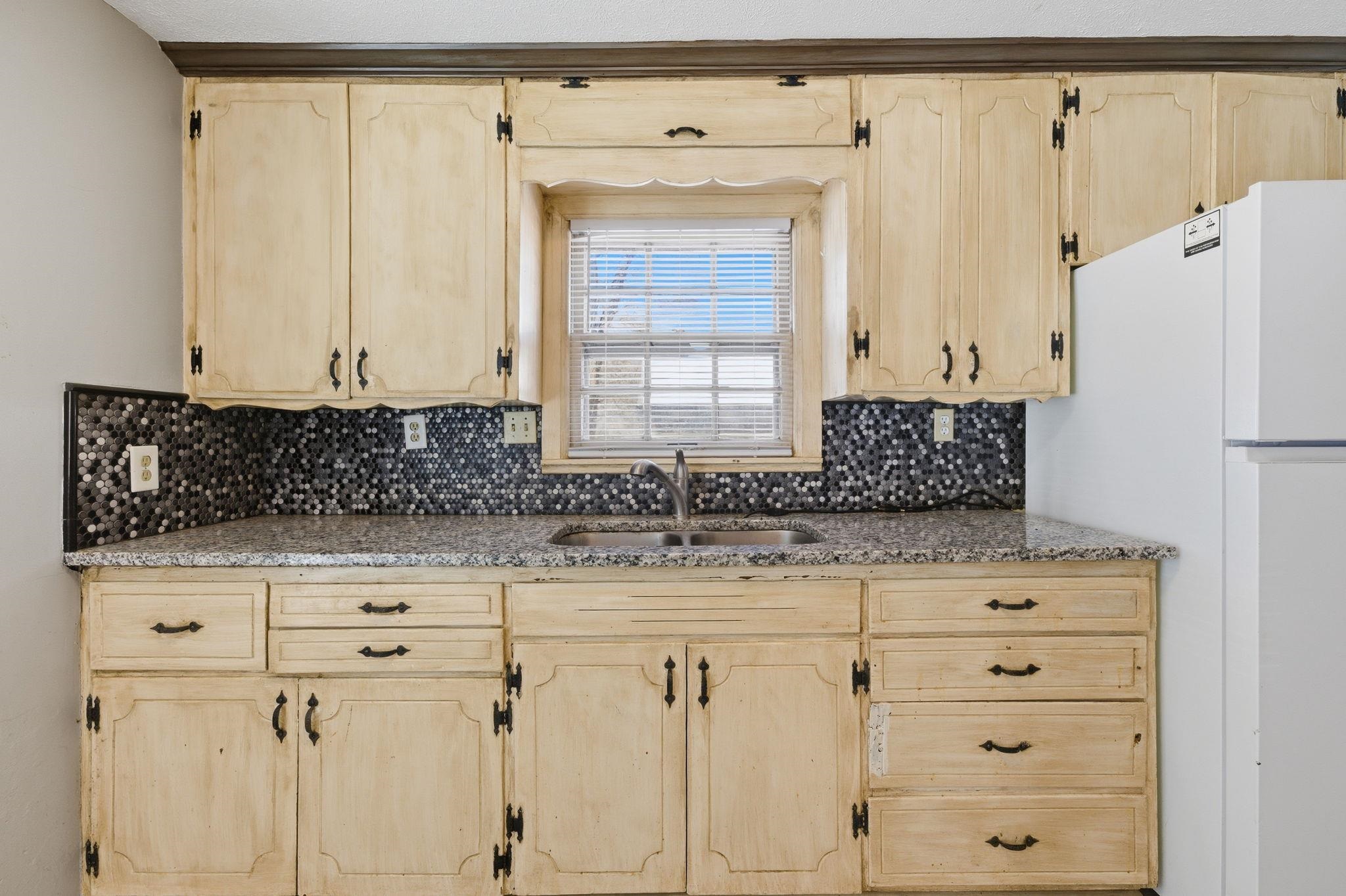 1124 W 20th Wichita KS 67203