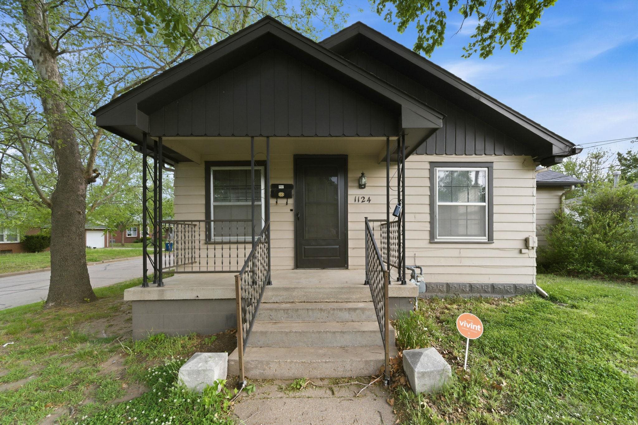1124 W 20th Wichita KS 67203