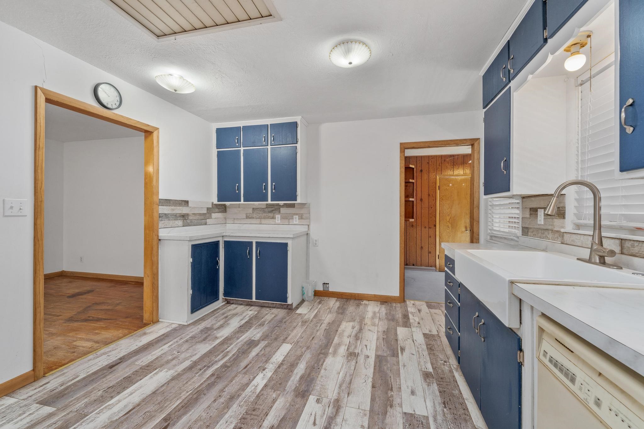 1319 N Poplar Street Wellington KS 67152