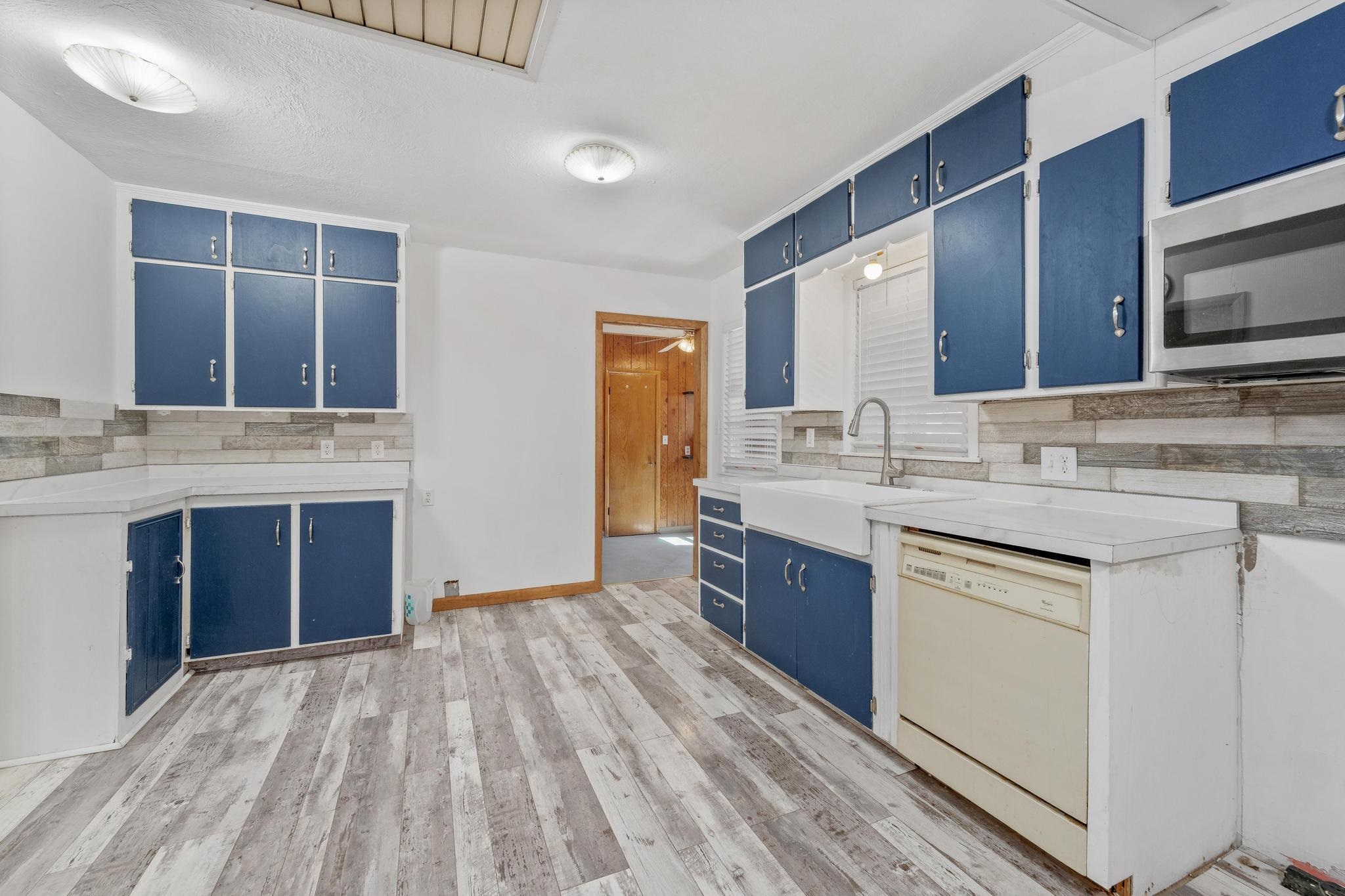 1319 N Poplar Street Wellington KS 67152