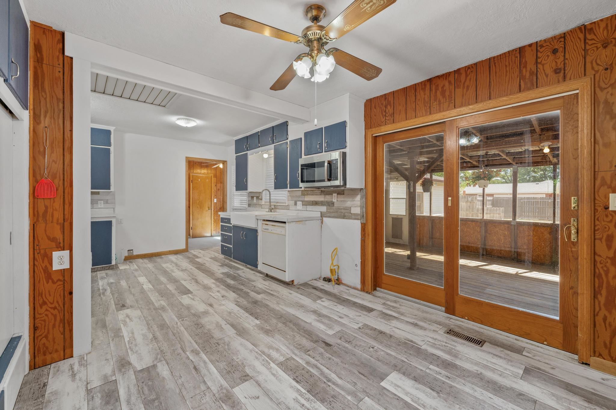 1319 N Poplar Street Wellington KS 67152
