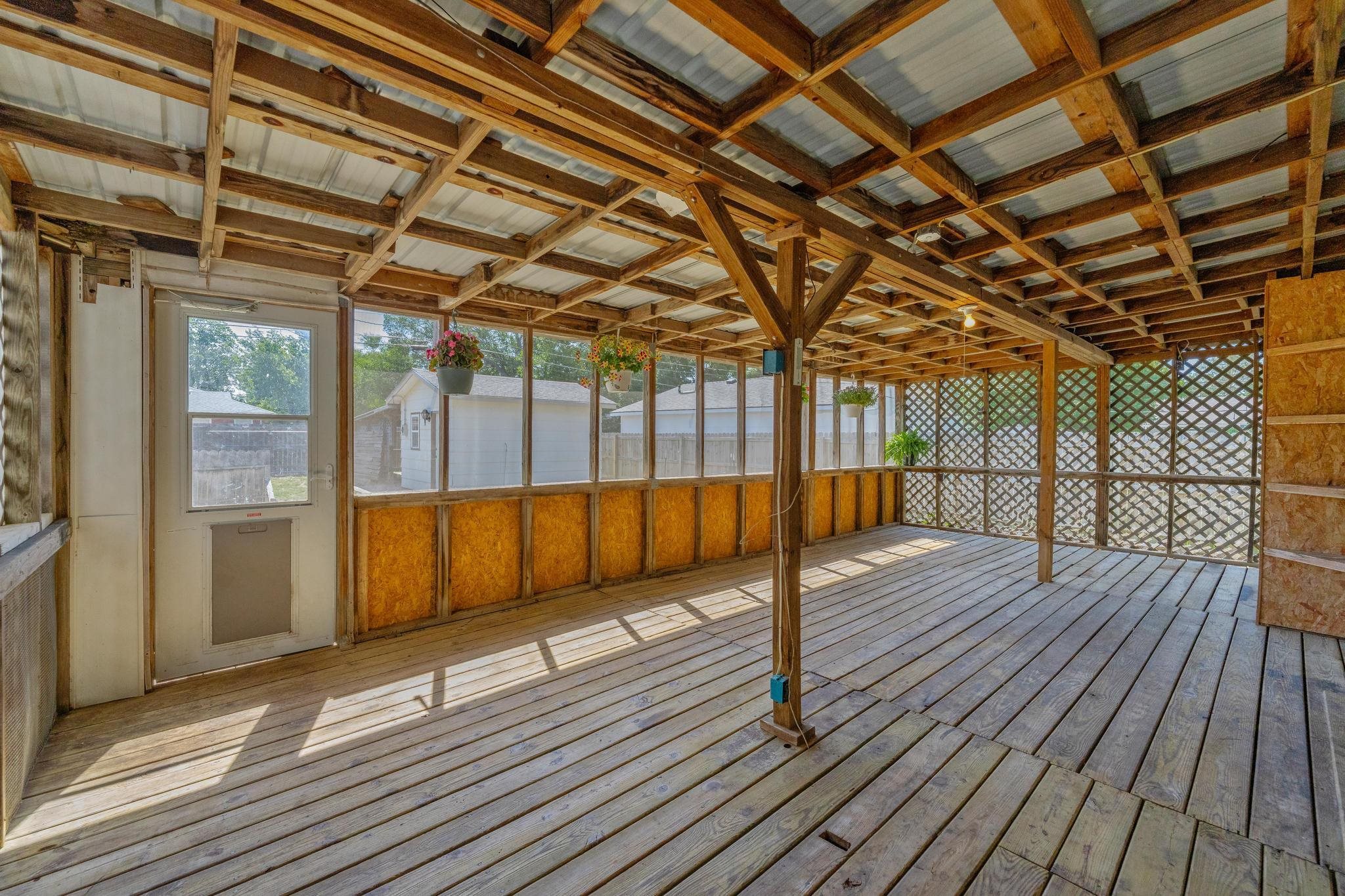 1319 N Poplar Street Wellington KS 67152
