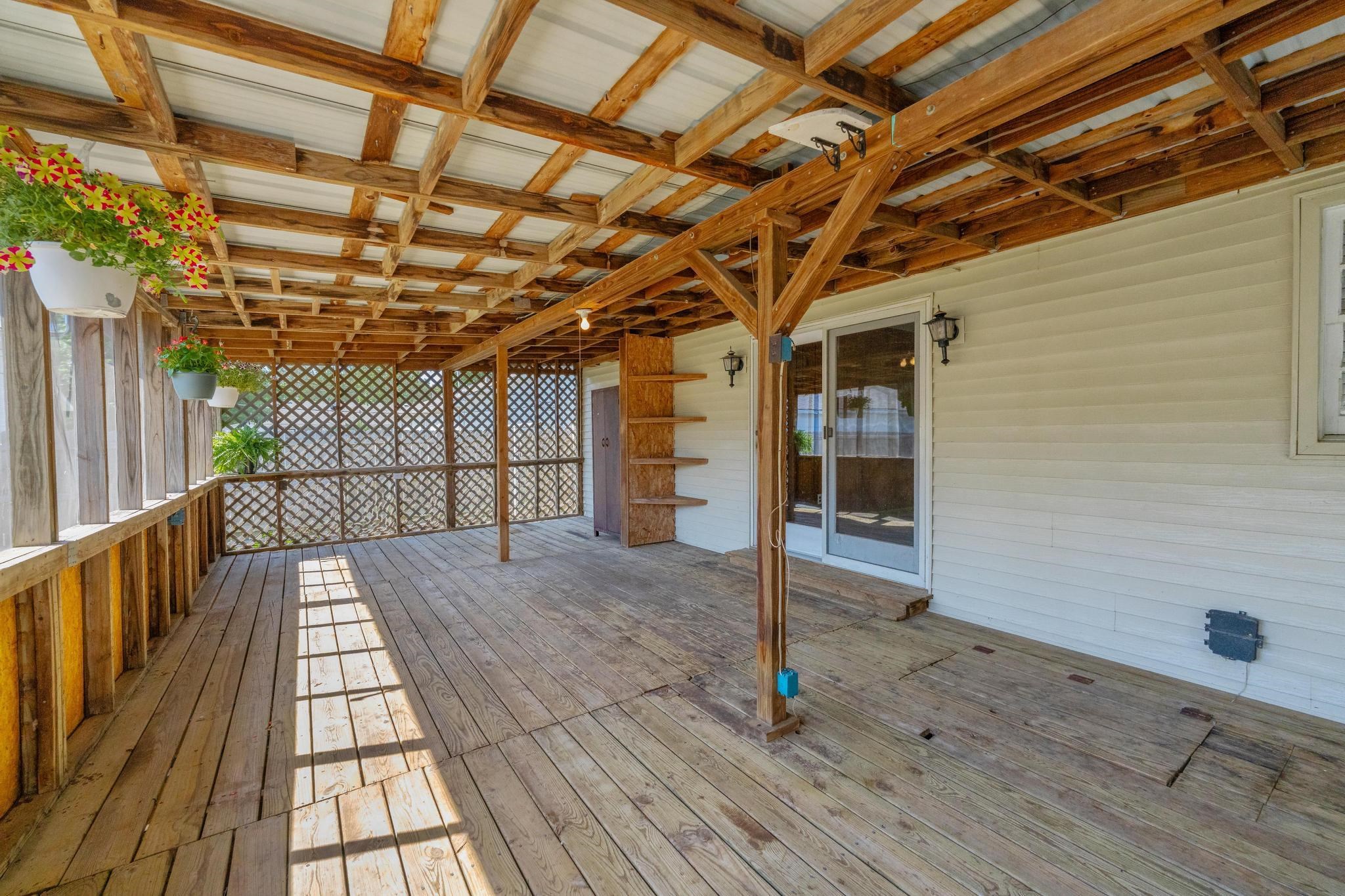 1319 N Poplar Street Wellington KS 67152