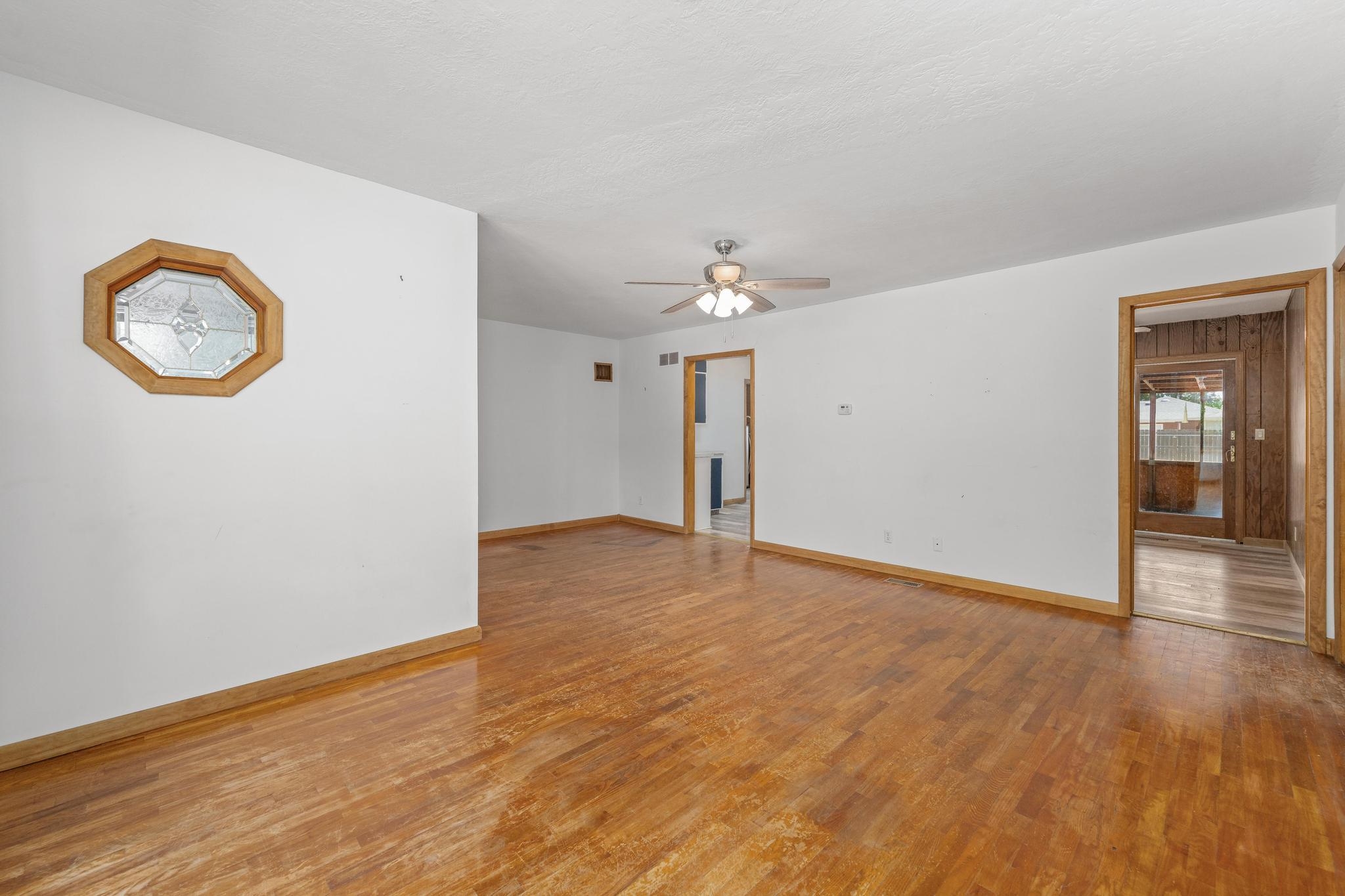 1319 N Poplar Street Wellington KS 67152