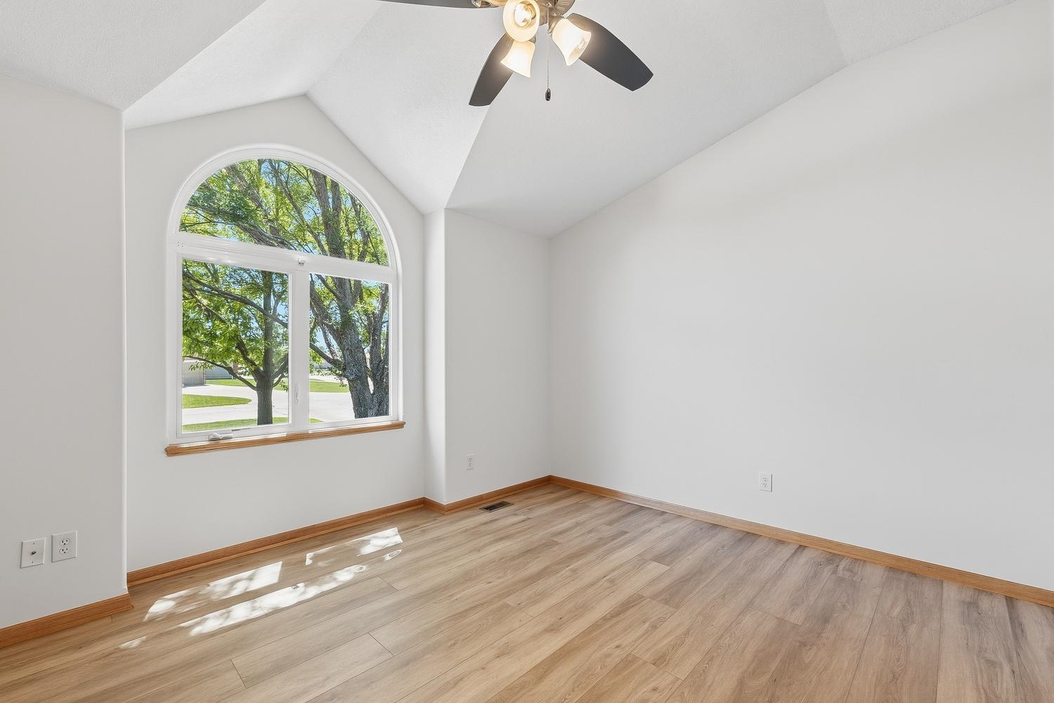 8706 E Scragg Wichita KS 67226