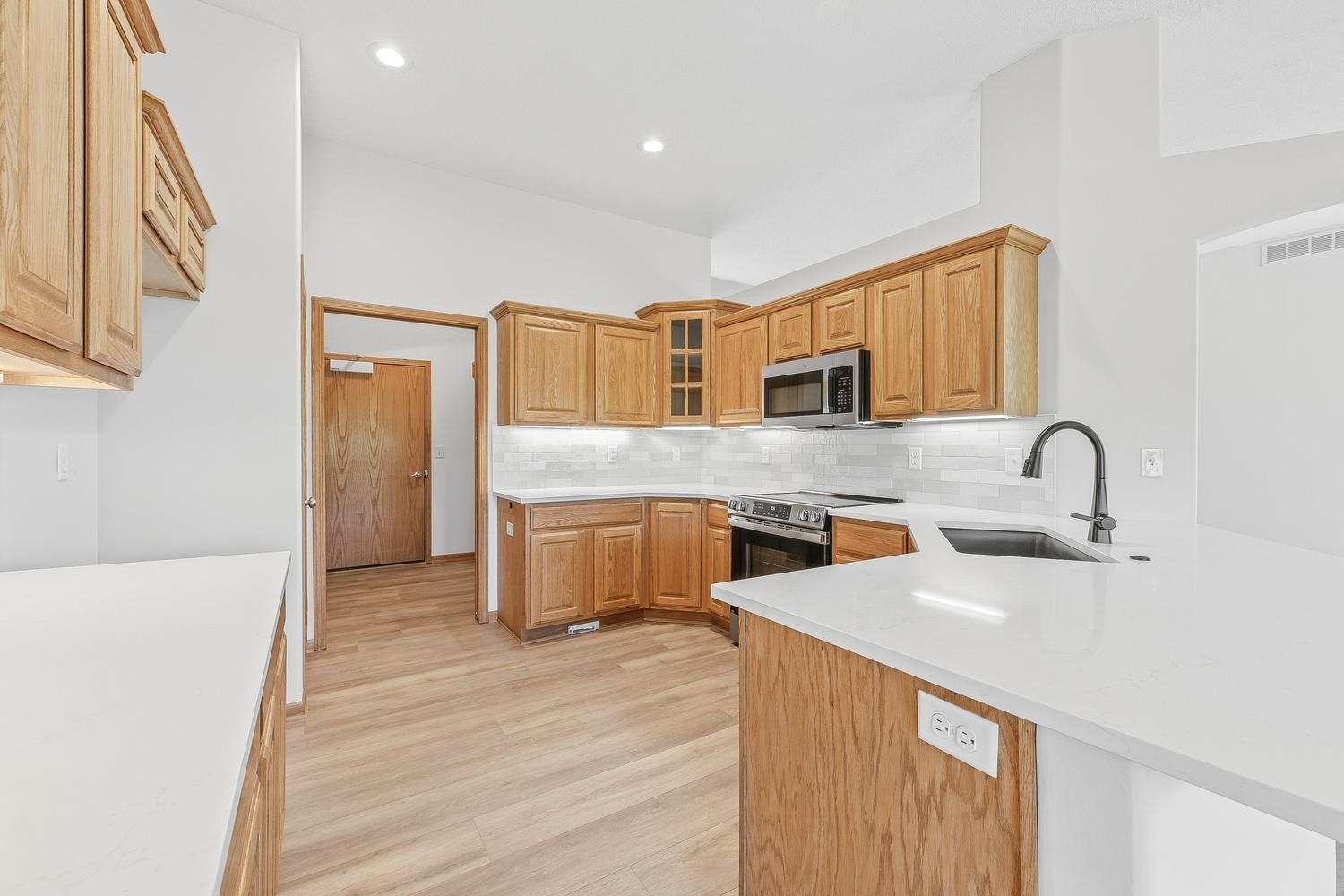8706 E Scragg Wichita KS 67226