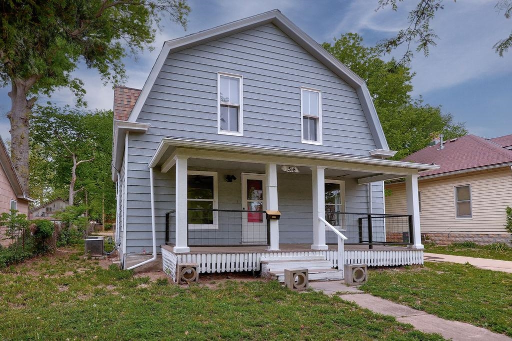 1516 E 11th Avenue Winfield KS 67156