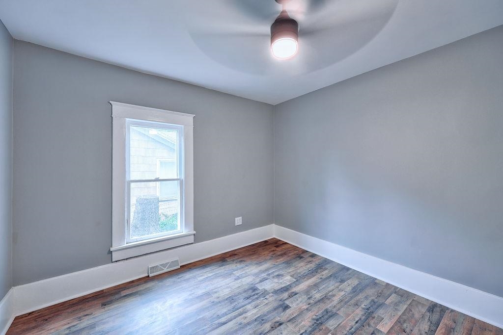 1516 E 11th Avenue Winfield KS 67156