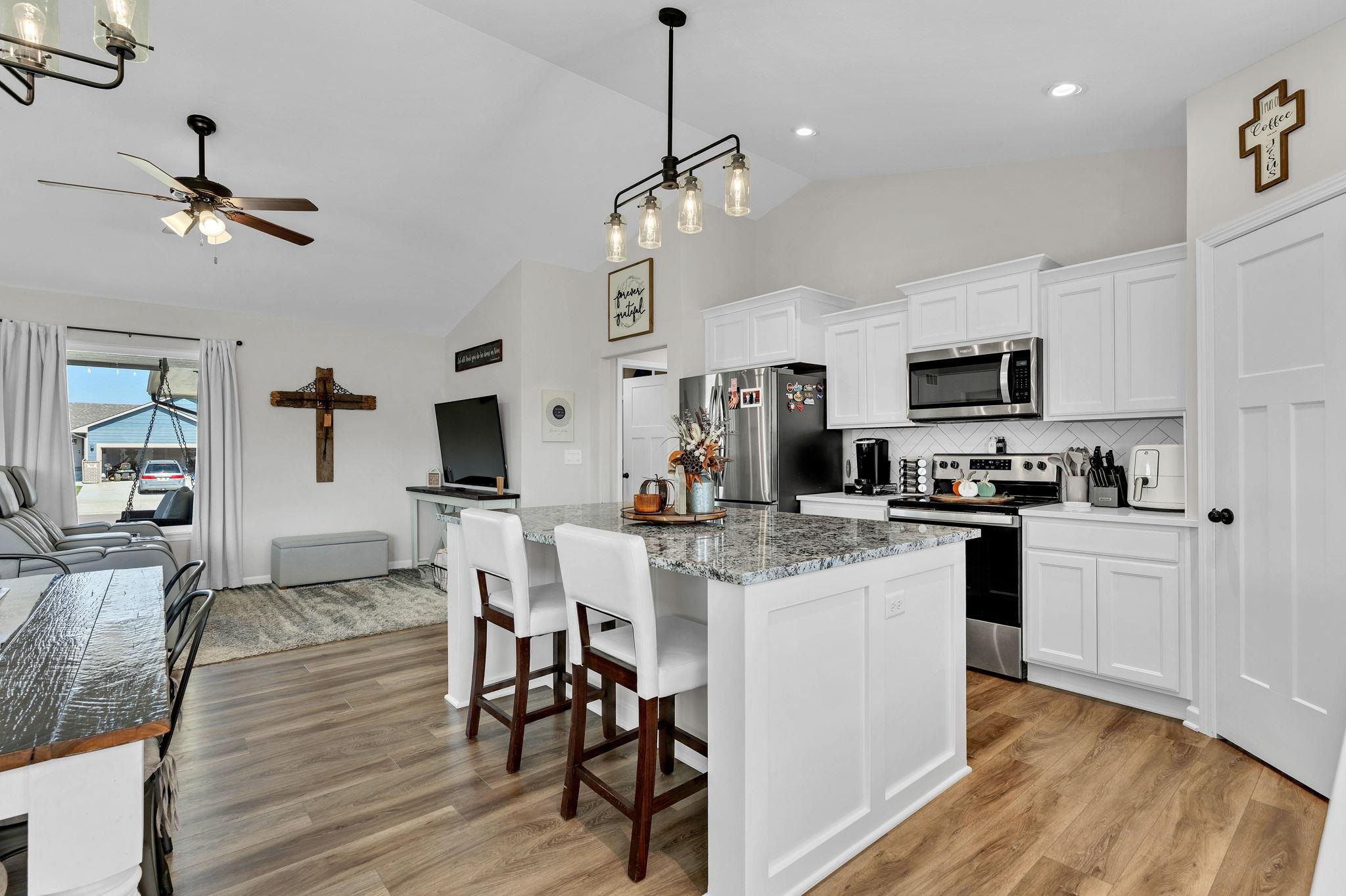 291 W Dusk Drive Rose Hill KS 67133