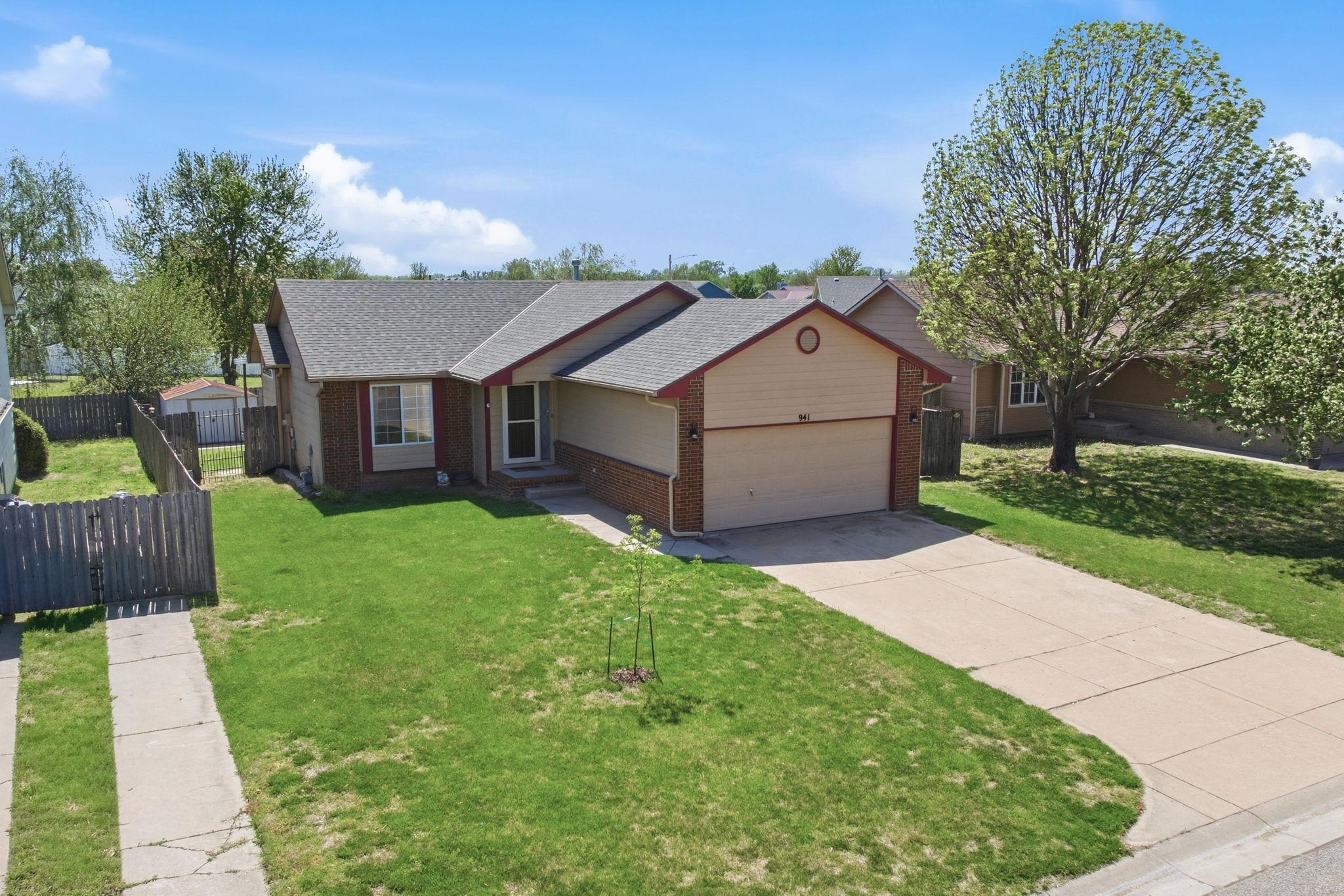 941 E Forest Court Haysville KS 67060