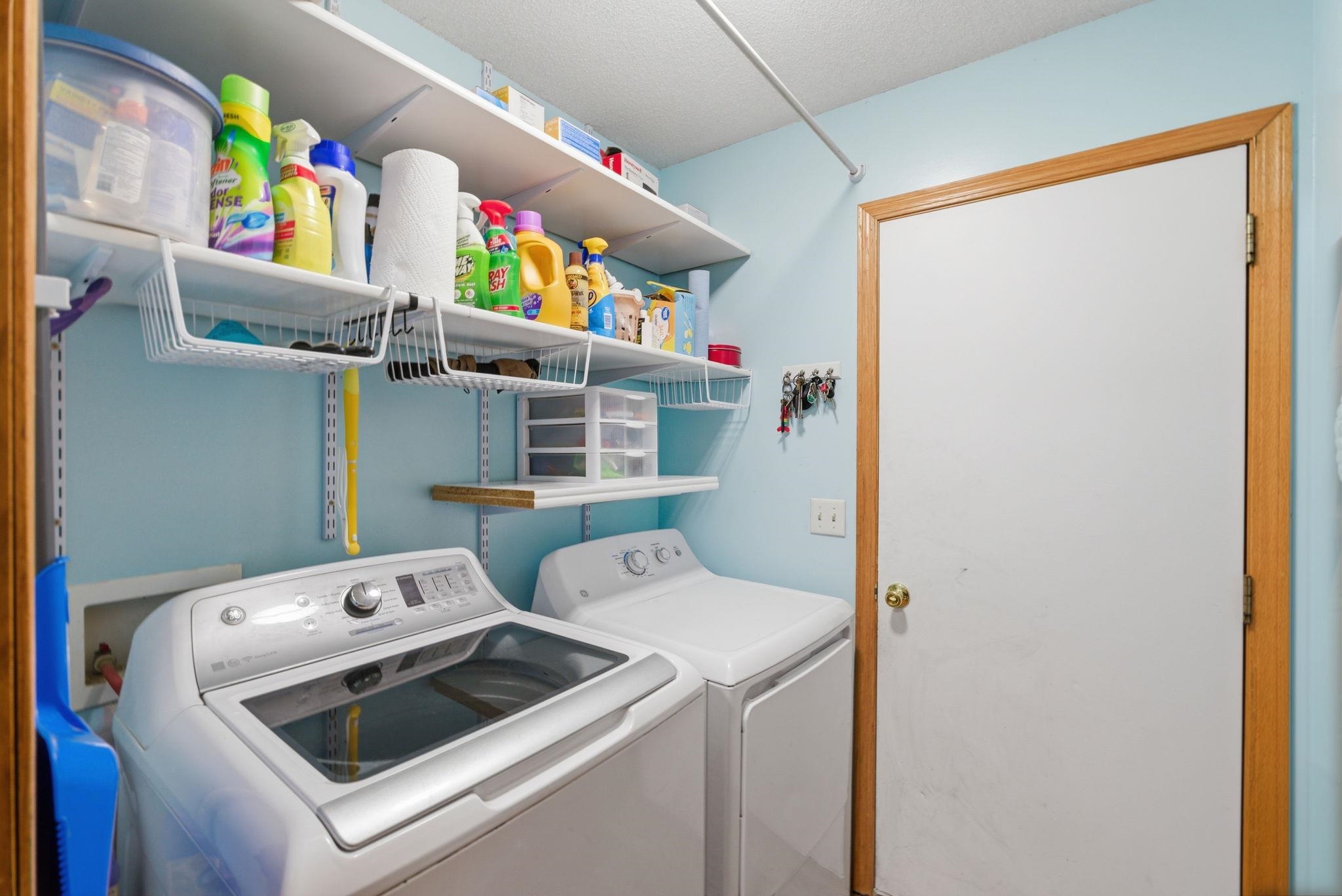 941 E Forest Court Haysville KS 67060