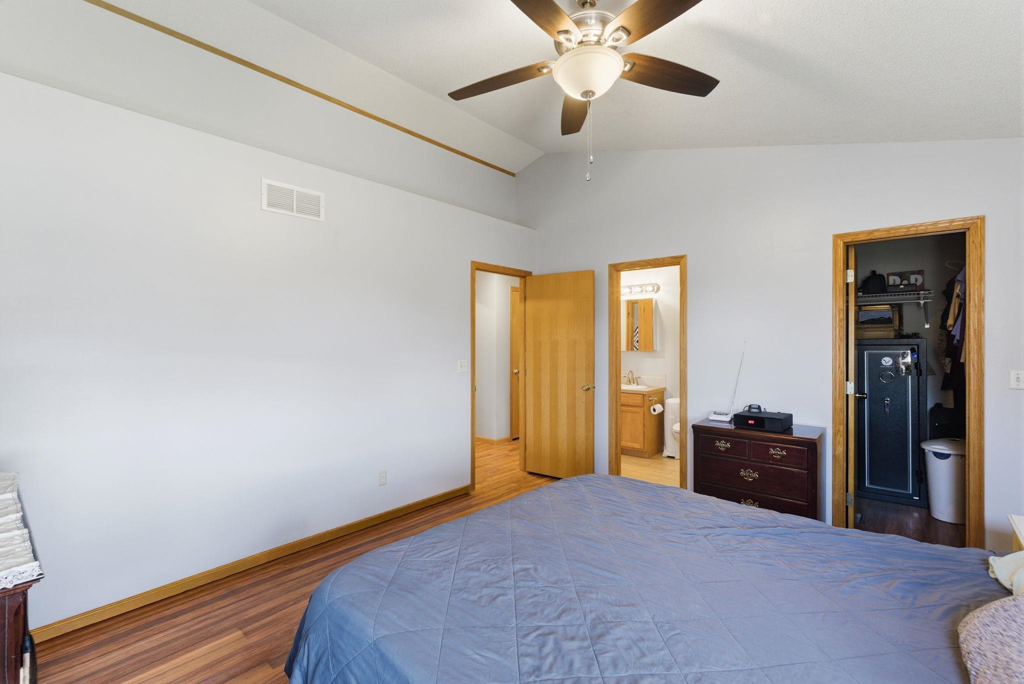941 E Forest Court Haysville KS 67060