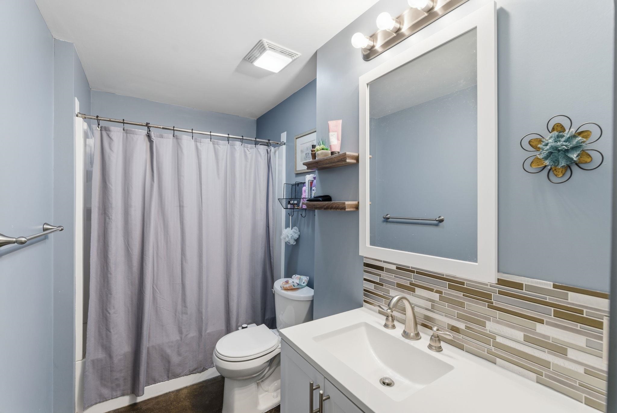 941 E Forest Court Haysville KS 67060
