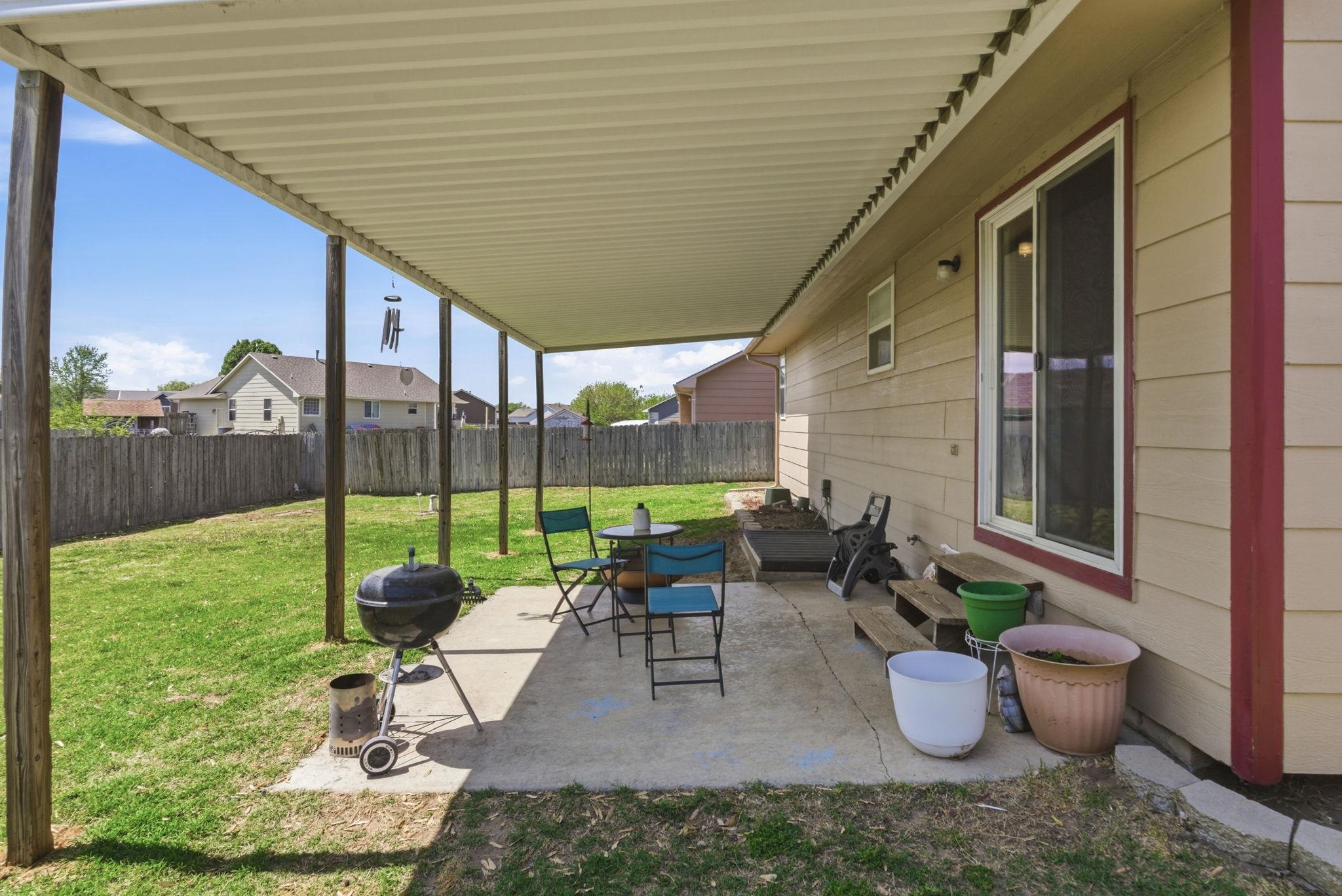 941 E Forest Court Haysville KS 67060