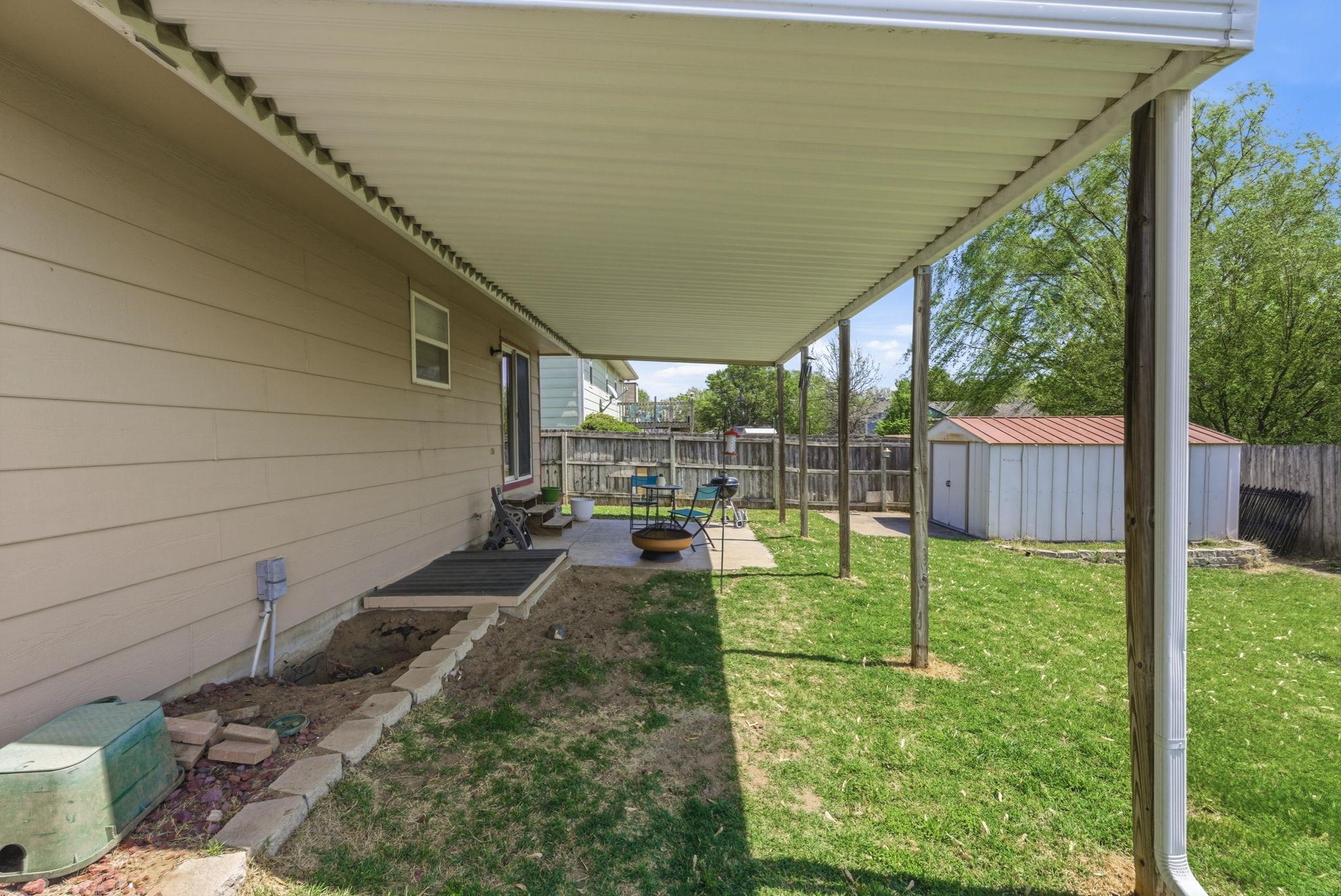 941 E Forest Court Haysville KS 67060