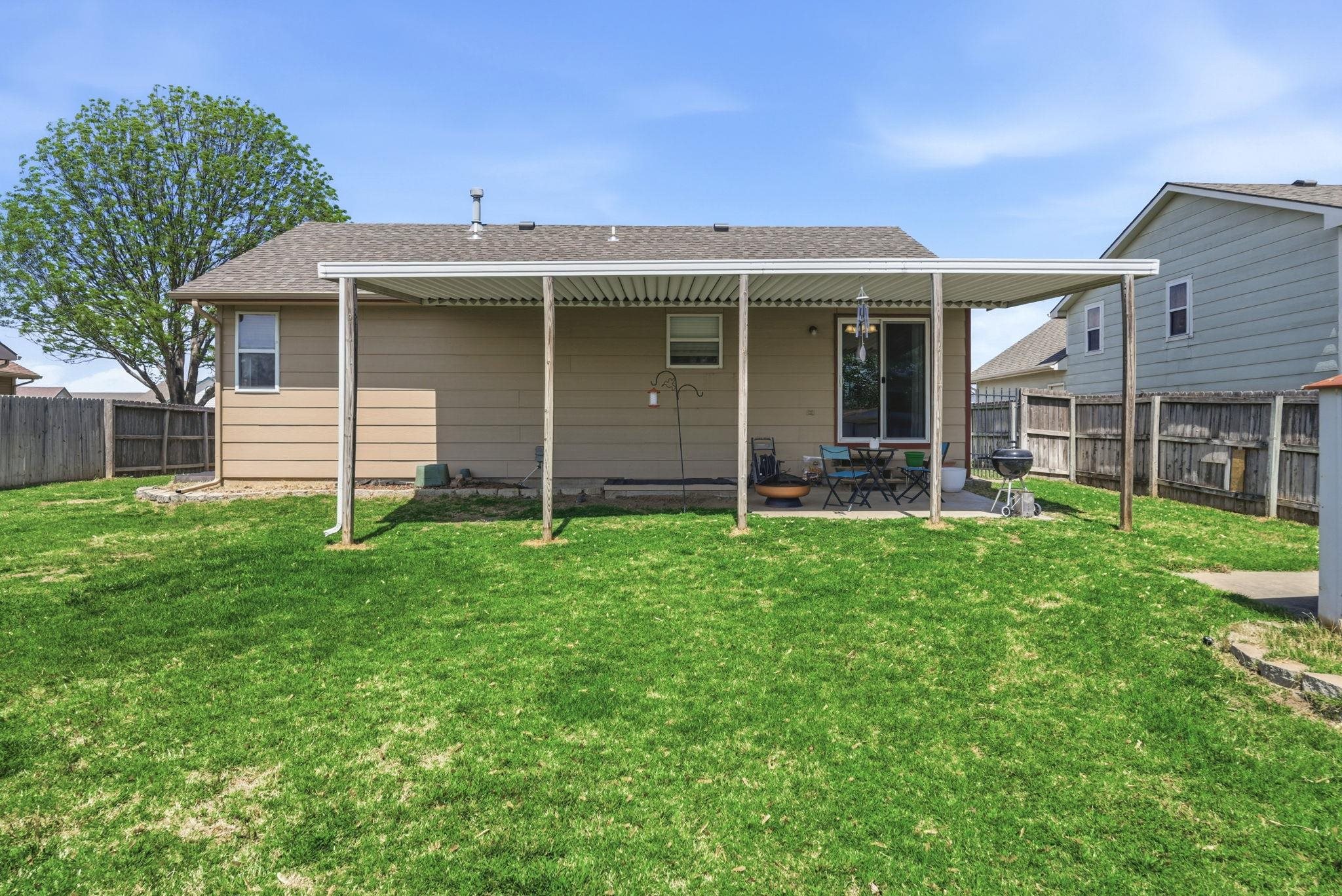 941 E Forest Court Haysville KS 67060