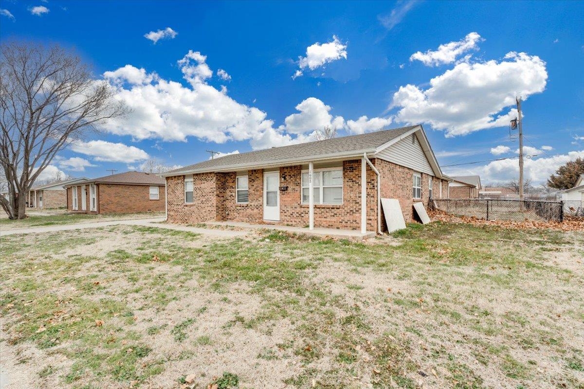 1608 E Catalina Street Wichita KS 67216