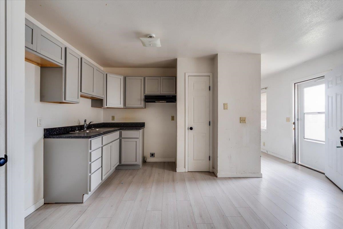 1608 E Catalina Street Wichita KS 67216