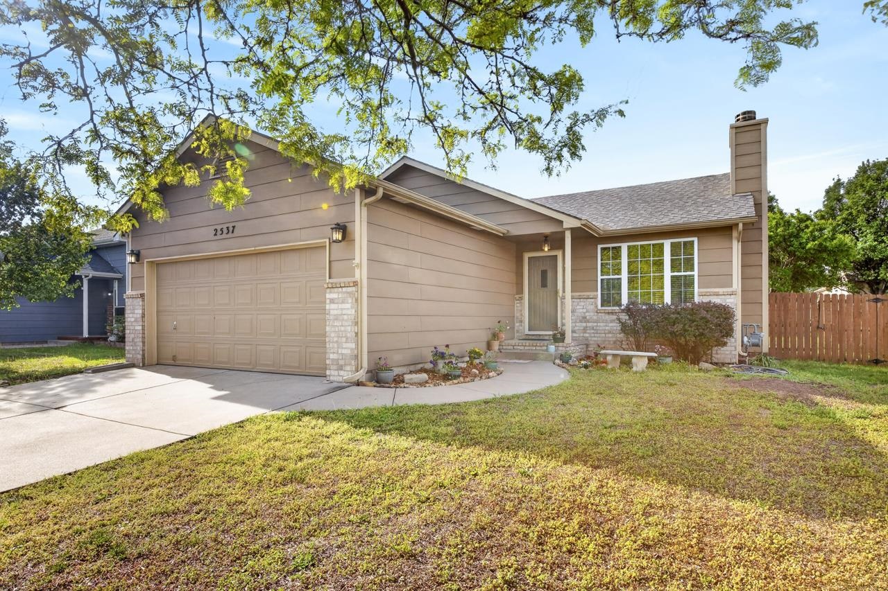 2537 E Fairchild Street Park City KS 67219
