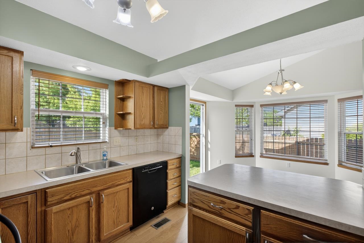 2537 E Fairchild Street Park City KS 67219