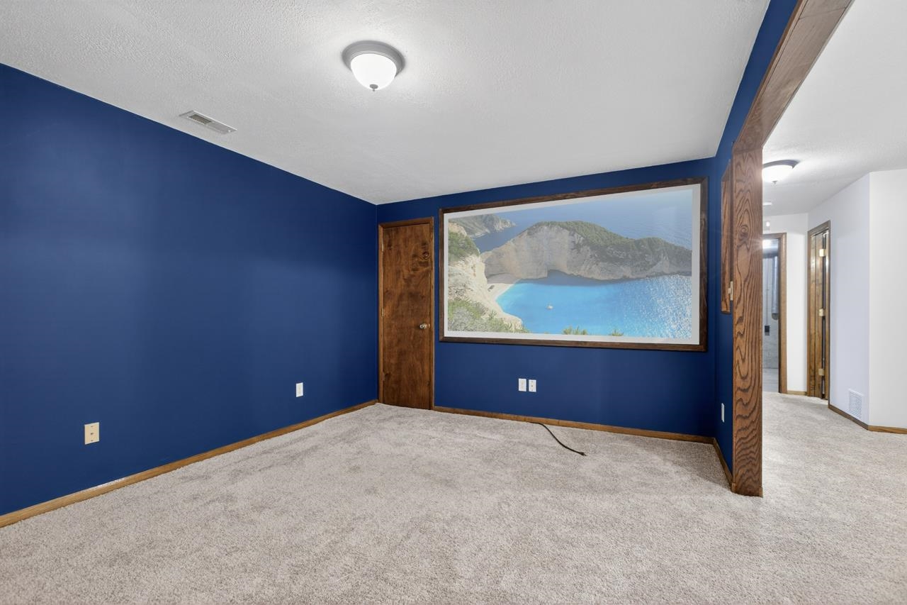 2537 E Fairchild Street Park City KS 67219