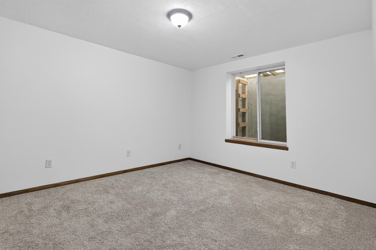 2537 E Fairchild Street Park City KS 67219