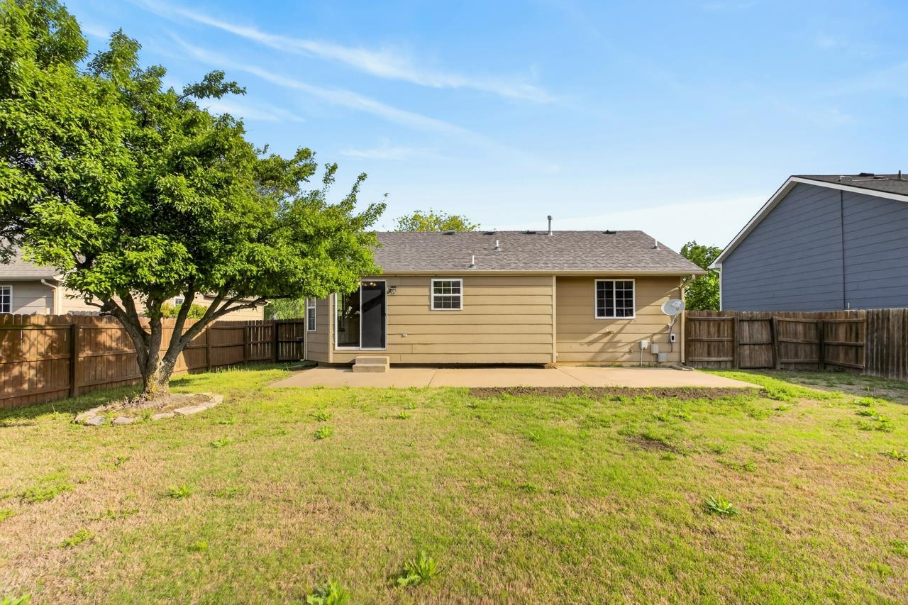 2537 E Fairchild Street Park City KS 67219